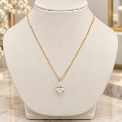 Neue Halskette aus 18-karätigem Gold mit GIA-zertifiziertem, 1,04 Karat schwerem Diamanten im Birnen- bzw. Tropfenform-Schliff als Solitär-Anhänger