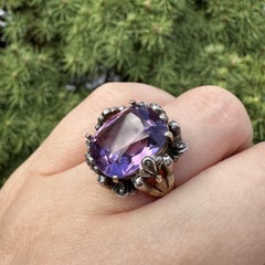 Vintage-Ring im Arts-and-Crafts-Stil aus 18-karätigem Gold mit silberner Oberseite, Amethyst und Diamanten in Blumenform
