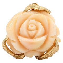Vintage Yellow Gold Carved Rose Flower Angel Skin Coral w/ Leaf Prongs Ring