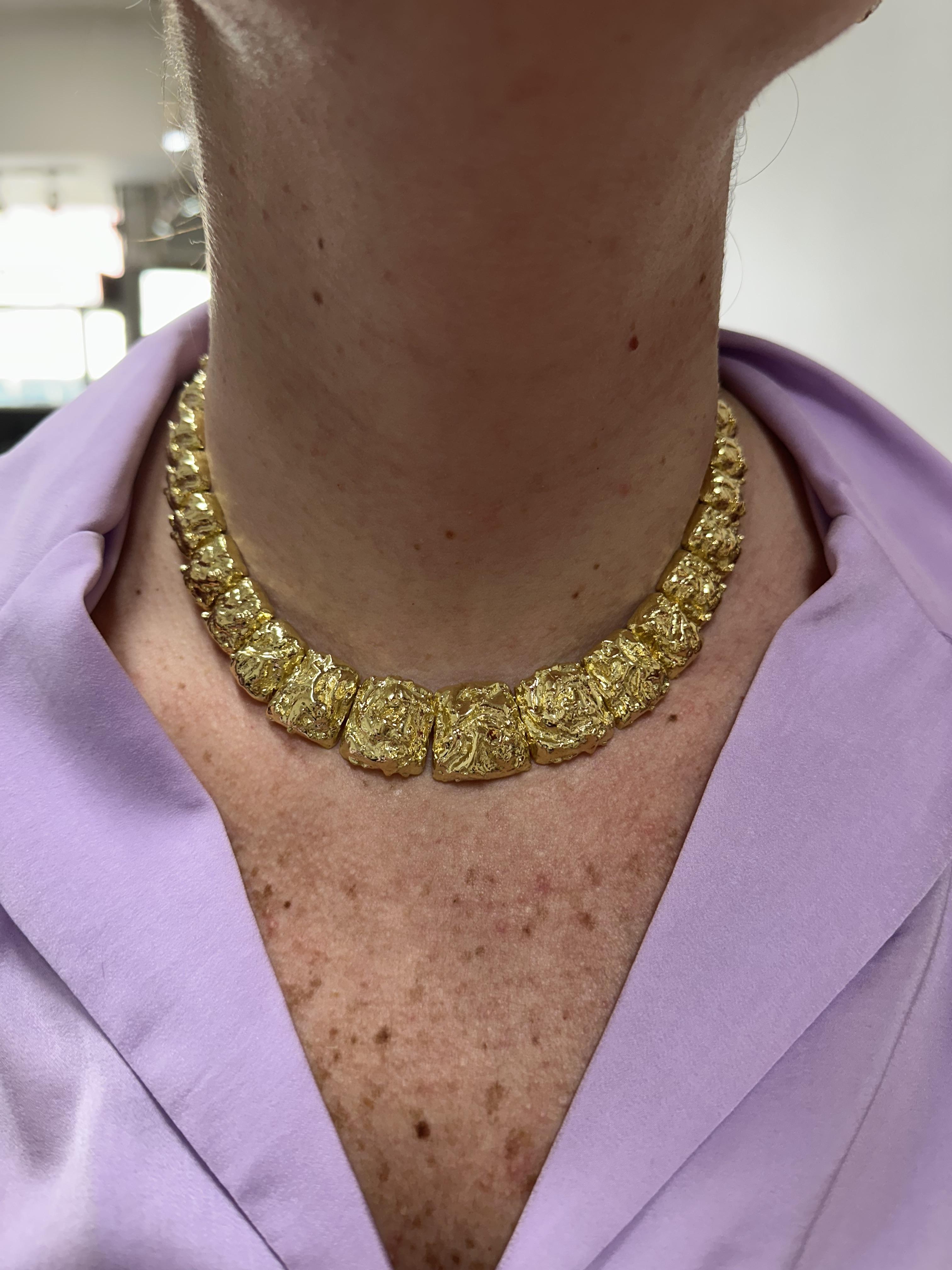 Women's David Webb Solid 18k Yellow Gold Nugget Style Graduated Panel 16