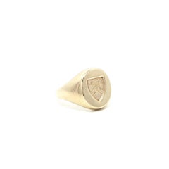 14k Yellow Gold Polished Finish Shield Crest Oval Signet Pinky Ring