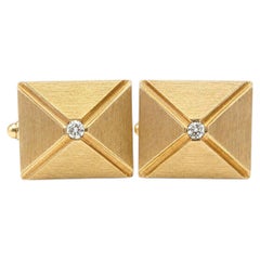 Vintage 14k Yellow Gold Diamond Matte Brushed Finish Pyramid Cufflinks