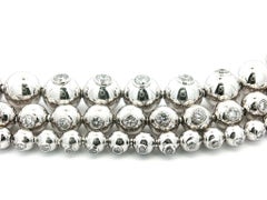 Collier Craig Drake en or blanc 18 carats avec diamants totalisant 5,85 carats, composé de trois rangées de perles de taille dégressive