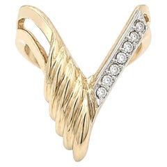14k Yellow Gold 0.15ctw Diamond & Scalloped Design Open Chevron V Band Ring
