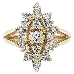 Bague navette florale en or jaune 14 carats, sertie d'un ensemble de diamants de 0,90 carat au total, de forme marquise