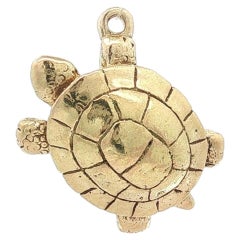 Vintage English Collectible 9k Yellow Gold Detailed Turtle Charm Pendant