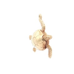 Vintage 14k Yellow Gold Detailed Puffed Sea Turtle Charm Pendant