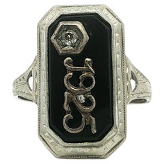 Antique Art Deco 1925 White Gold Black Onyx w/ Diamond Engraved Work Date Ring