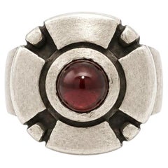 Lisa Jenks Modernist Silver Round Cabochon Garnet Ring Sz6