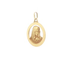 Vintage 18k Gold Detailed Fluted Open Work Virgin Mother Mary Medallion Pendant