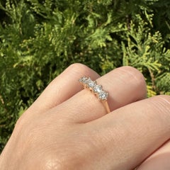 Vintage Classic Yellow Gold Large .62ctw Round Diamond 5 Stone Band Ring