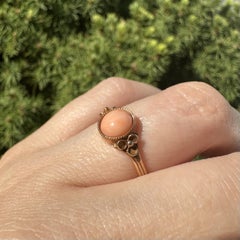 Antique Handmade Yellow Gold Coral Floral Design Shoulders Low Profile Ring