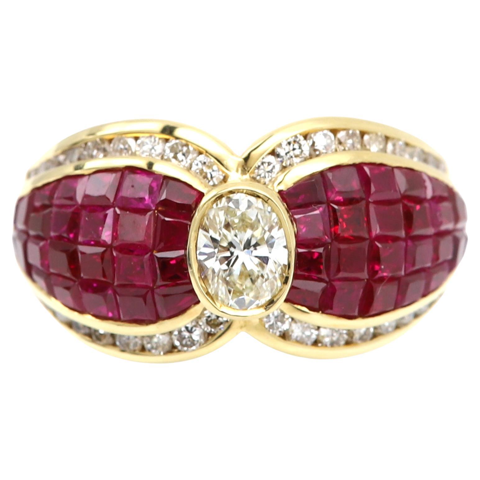 Anillo de Rubí y Diamantes de Birmania Oro de 18 Kilates  Anillo de diseño de pajarita de cóctel en venta