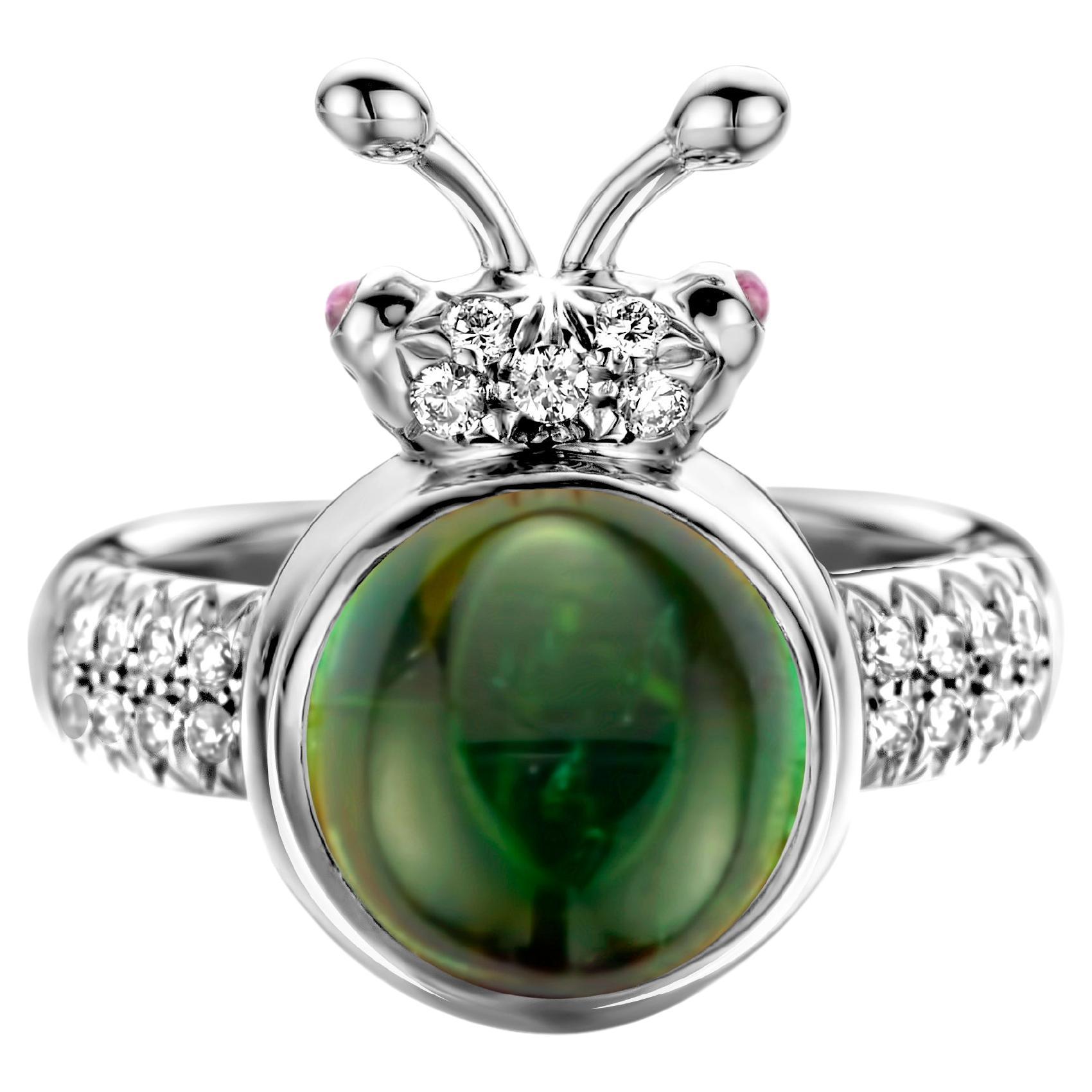 Moderner Ring aus 18 Karat Weißgold mit grünem Turmalin und Diamant