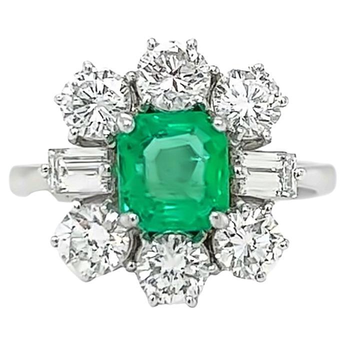 18 Karat White Gold Cushion Emerald Diamond Cocktail Ring