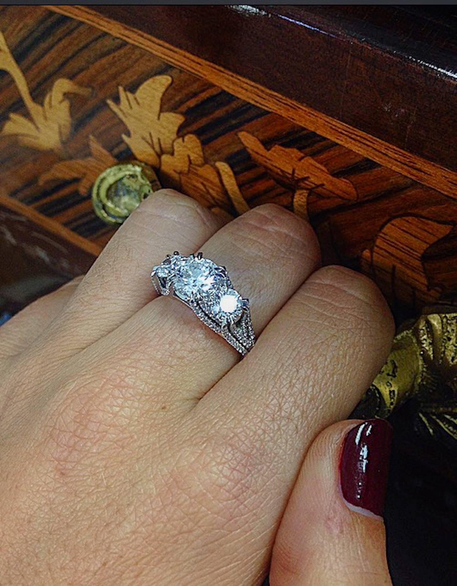 Contemporary Alexandra Mor Three-Stone Brilliant-Cut Woven Diamond Ring 1.50 E SI1 GIA Center For Sale