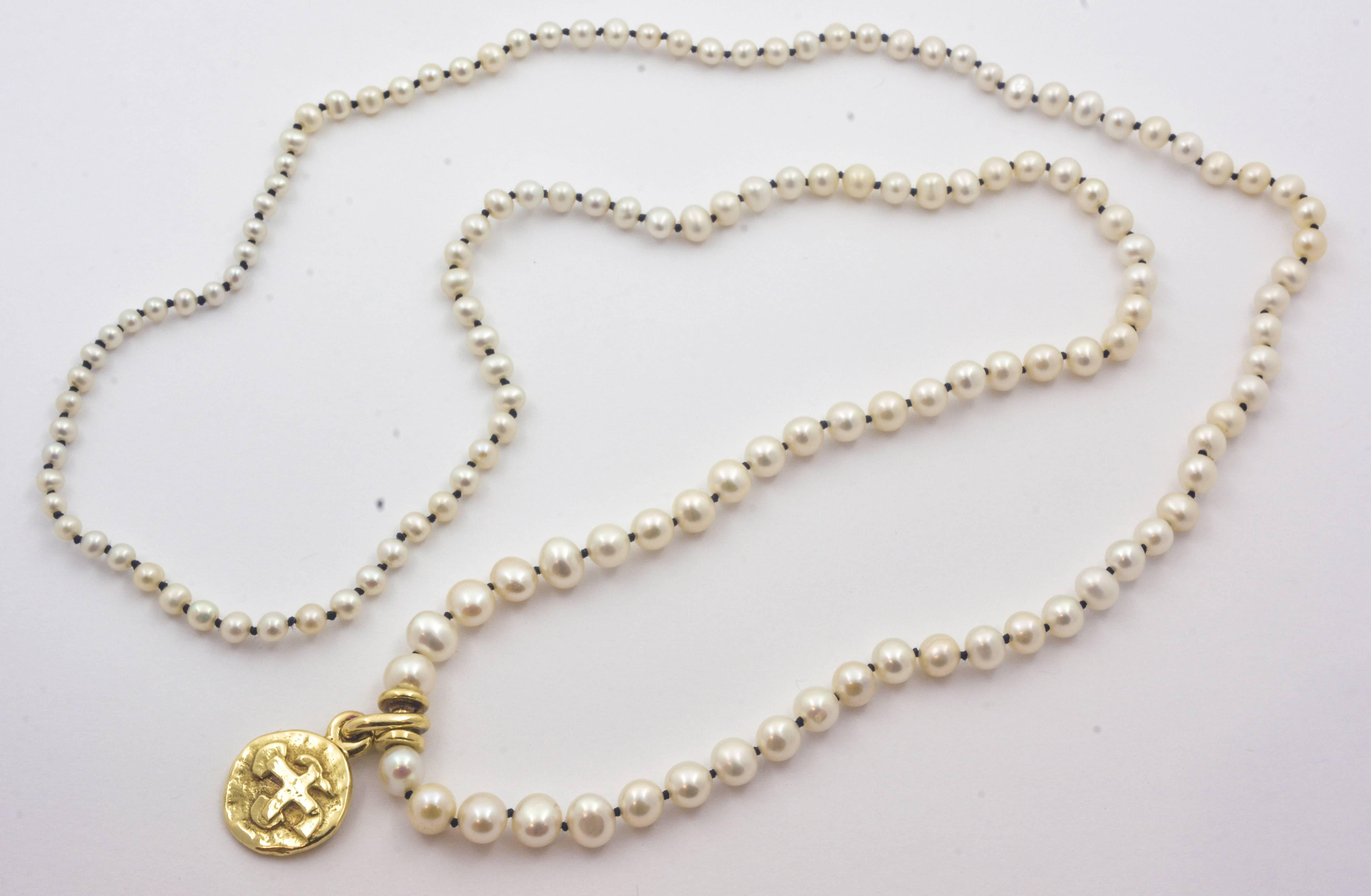 Gold Pendant on Cultured Pearl Strand In Excellent Condition In Dallas, TX