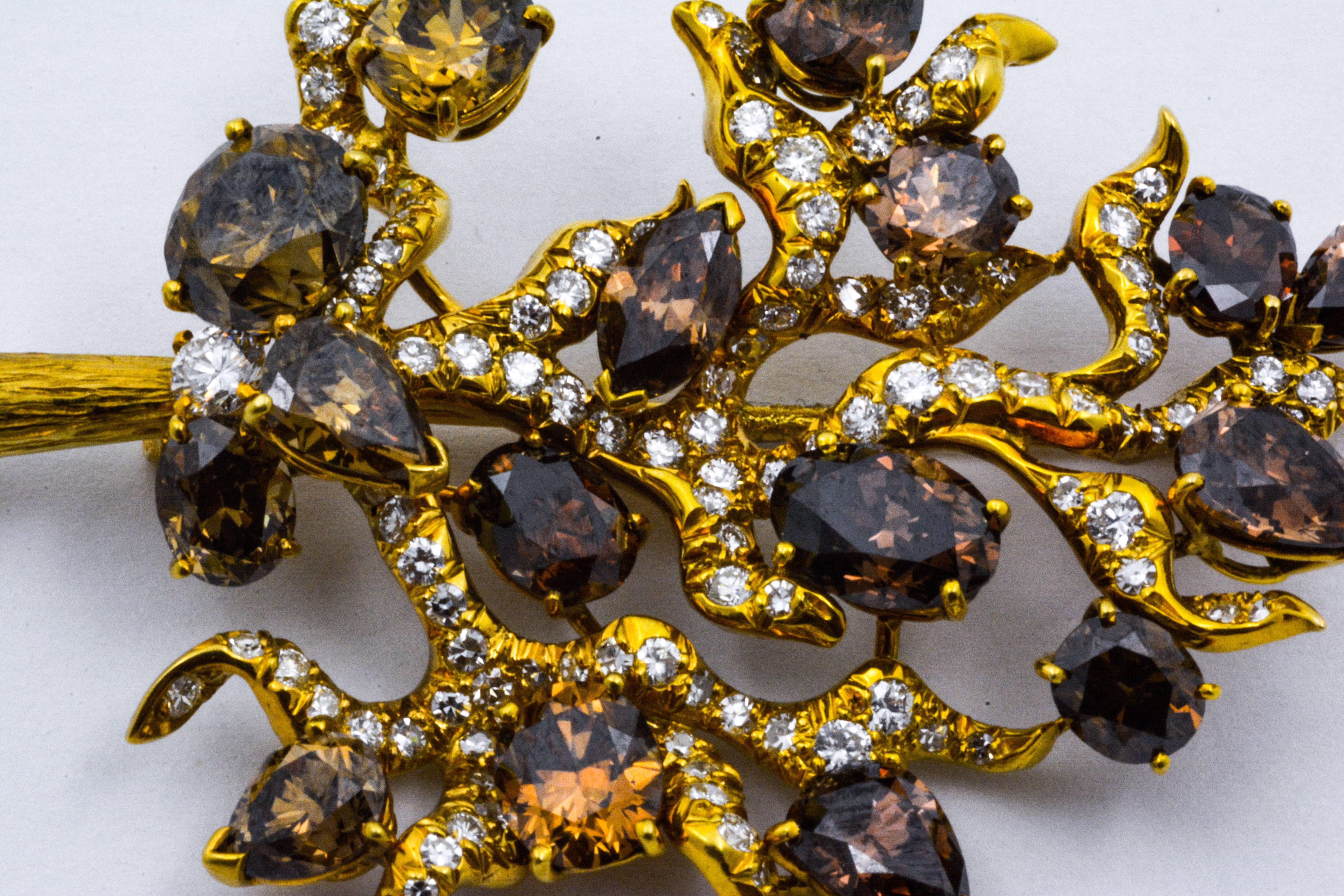 Contemporary Julius Cohen Natural Fancy Cognac Diamond Gold Tree Brooch