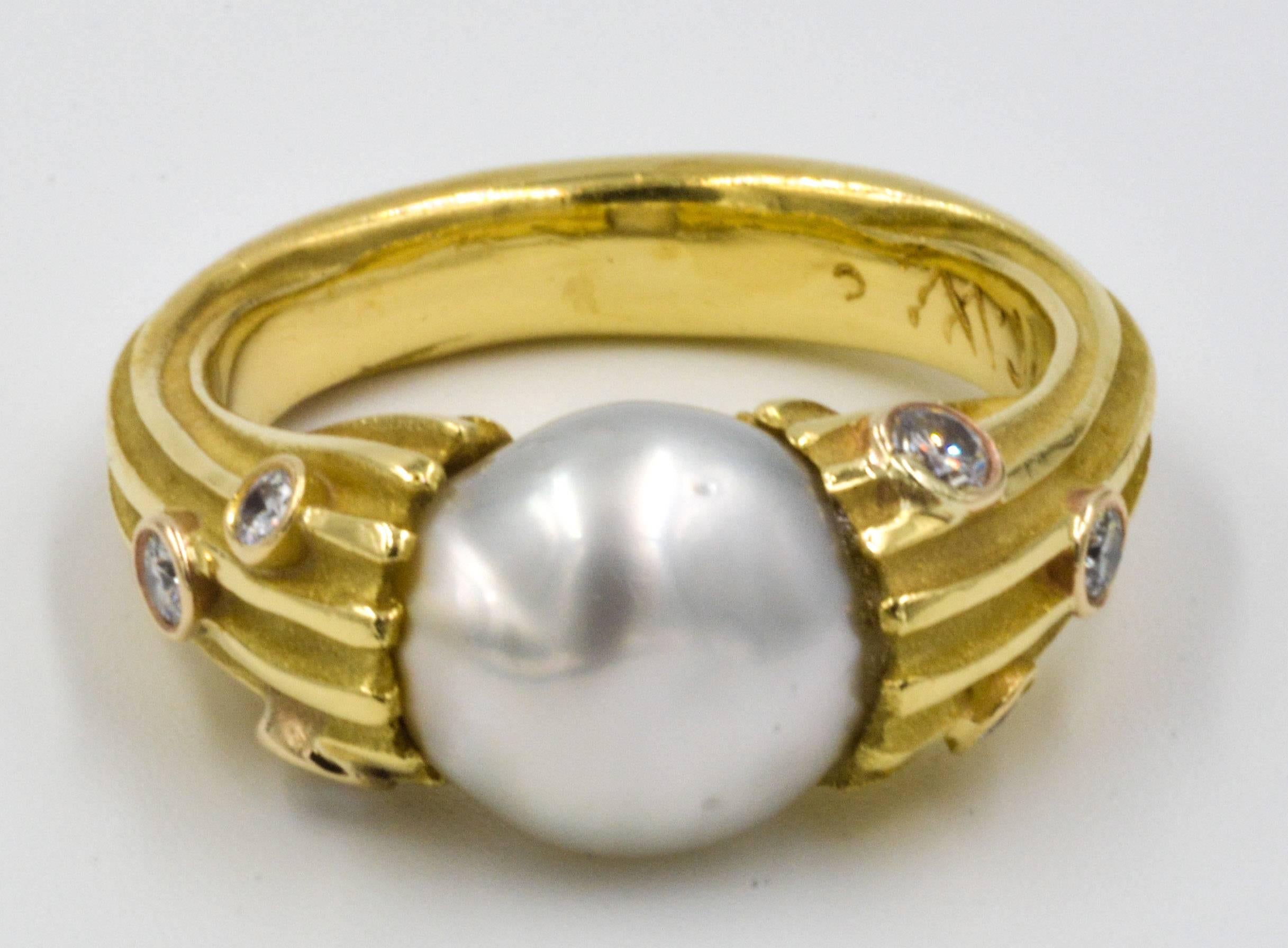 Classic Christopher Walling Baroque Pearl Yellow Gold Ring 2