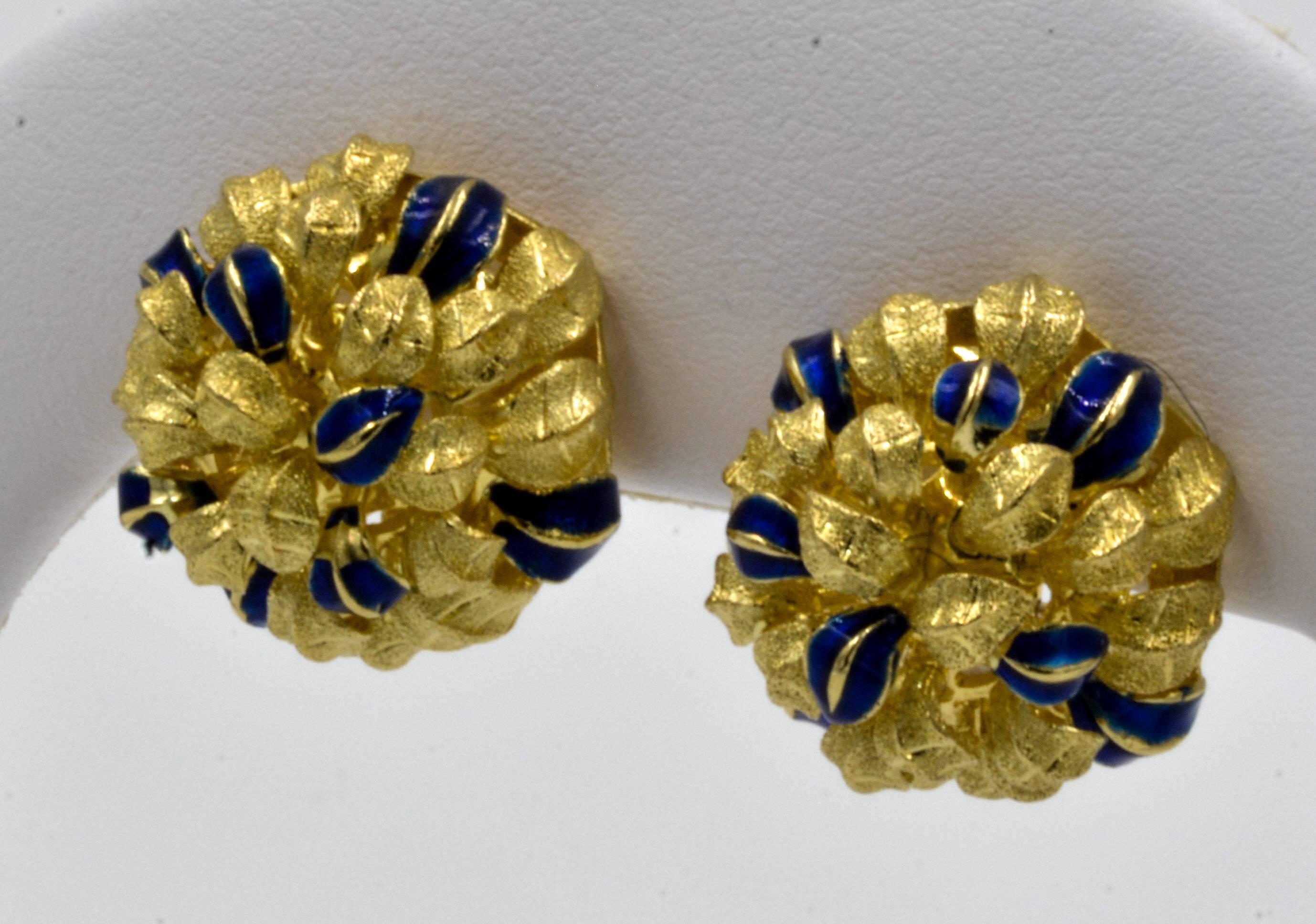Women's or Men's Leaf Design 18 Karat Yellow Gold and Enamel Earrings
