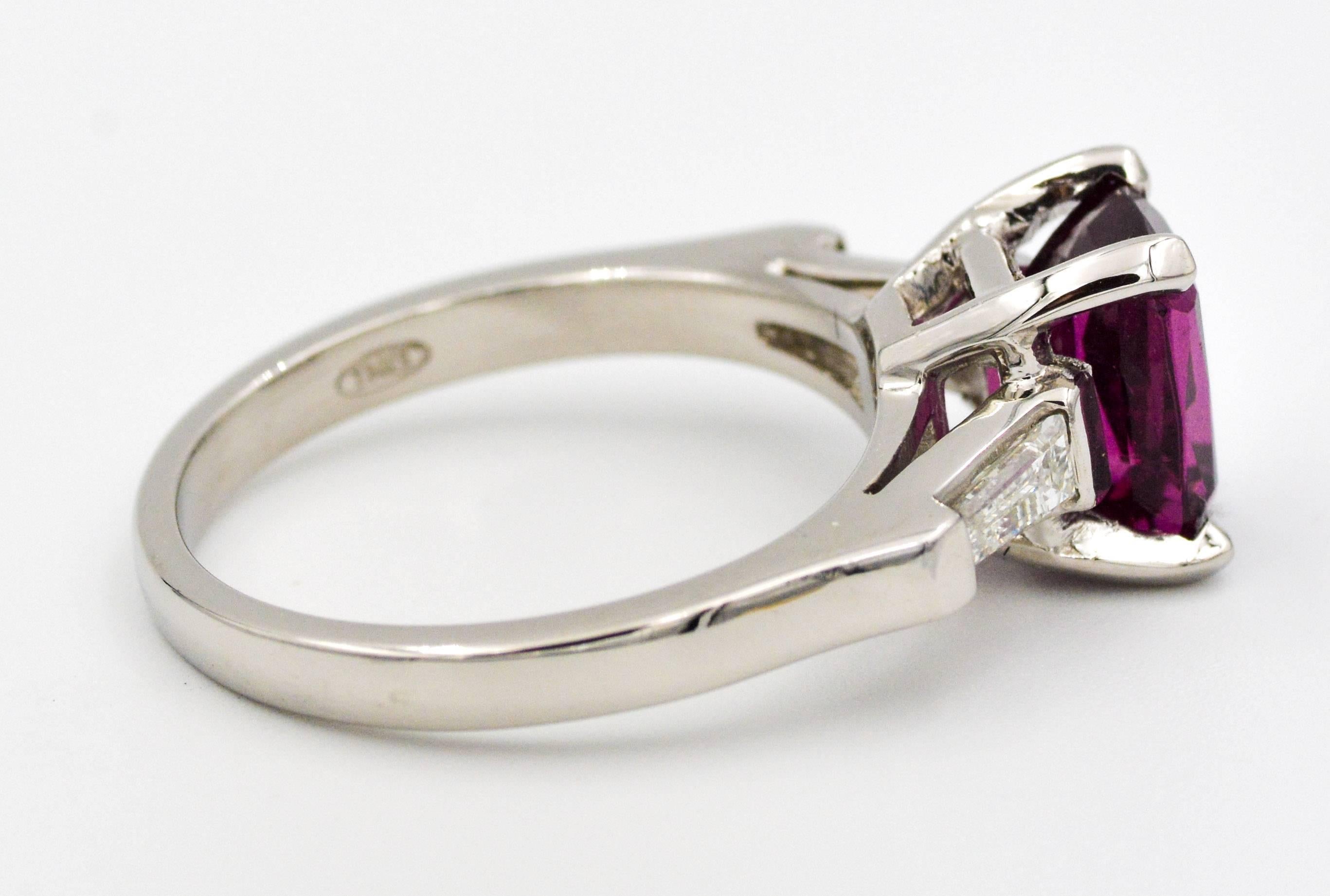 Garnet Diamond Platinum Ring In Excellent Condition In Dallas, TX