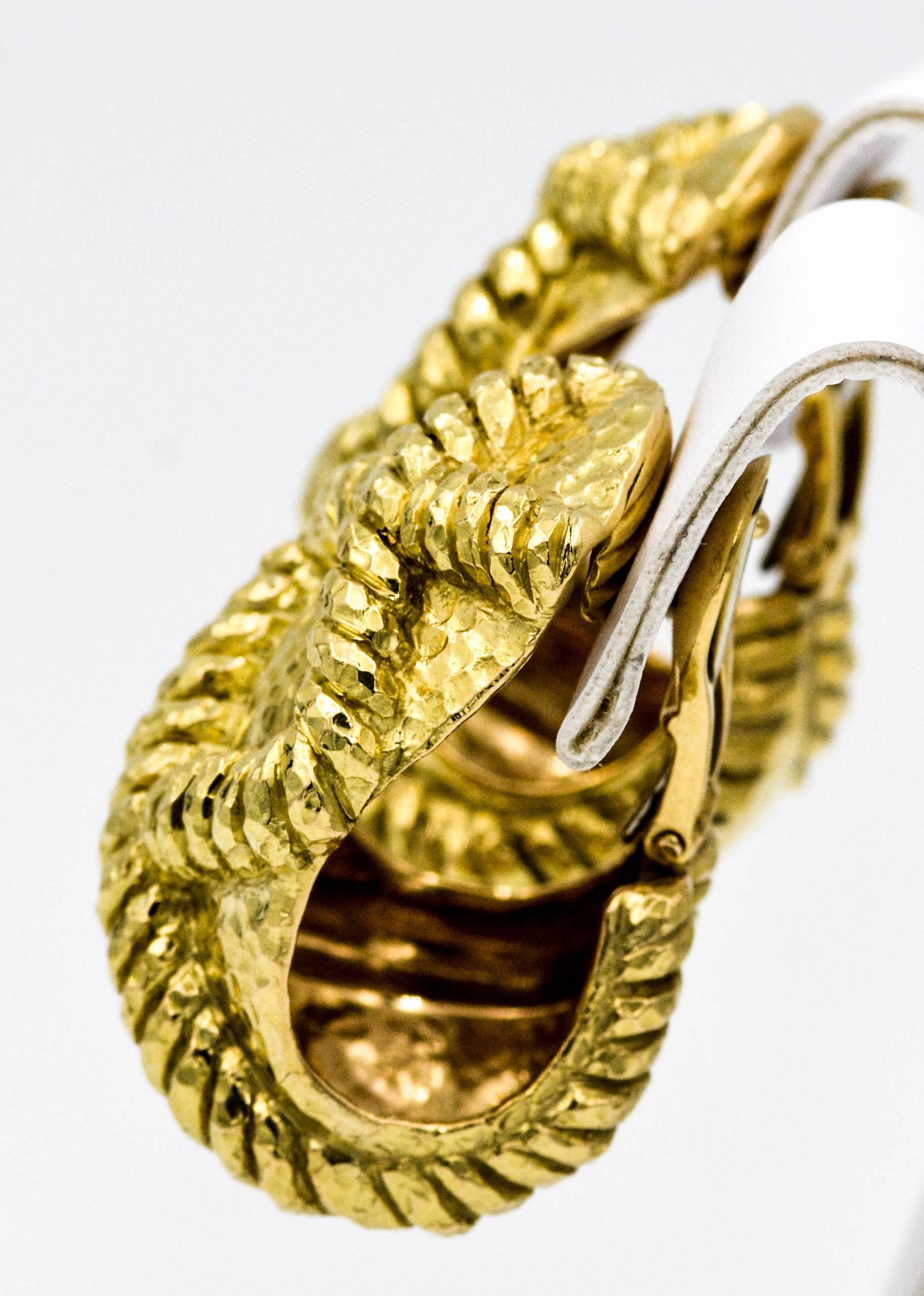 Modern David Webb 18 Karat Yellow Hammered Rope Gold Earrings