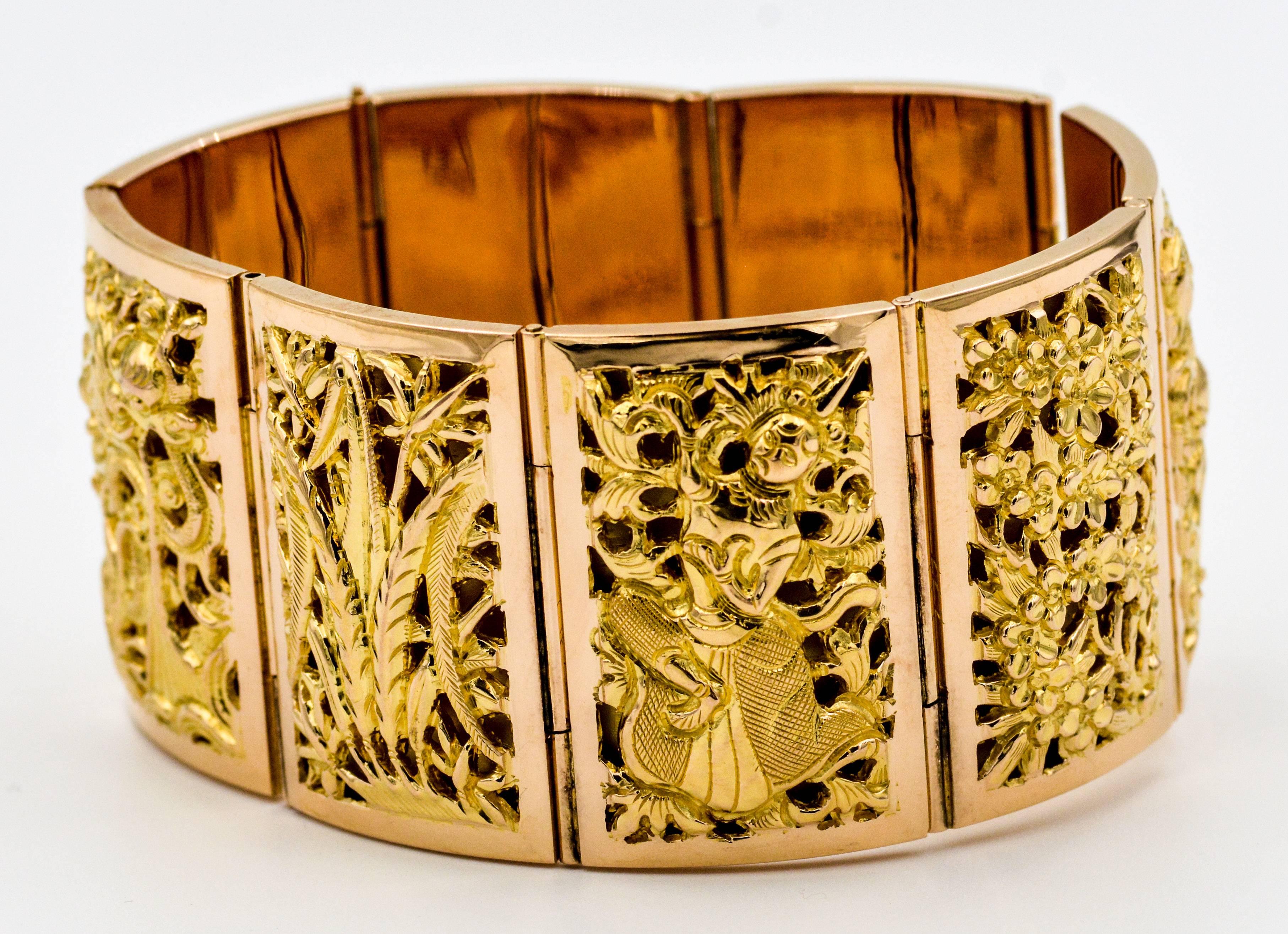 Women's or Men's Asian Four Seasons Panel 18 Karat Yellow Gold Bracelet