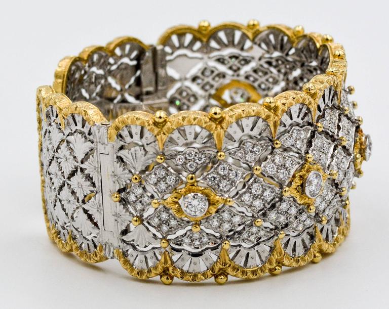 6.15 Carats Diamonds Yellow Gold Wide Hinged Cuff Bangle Bracelet at