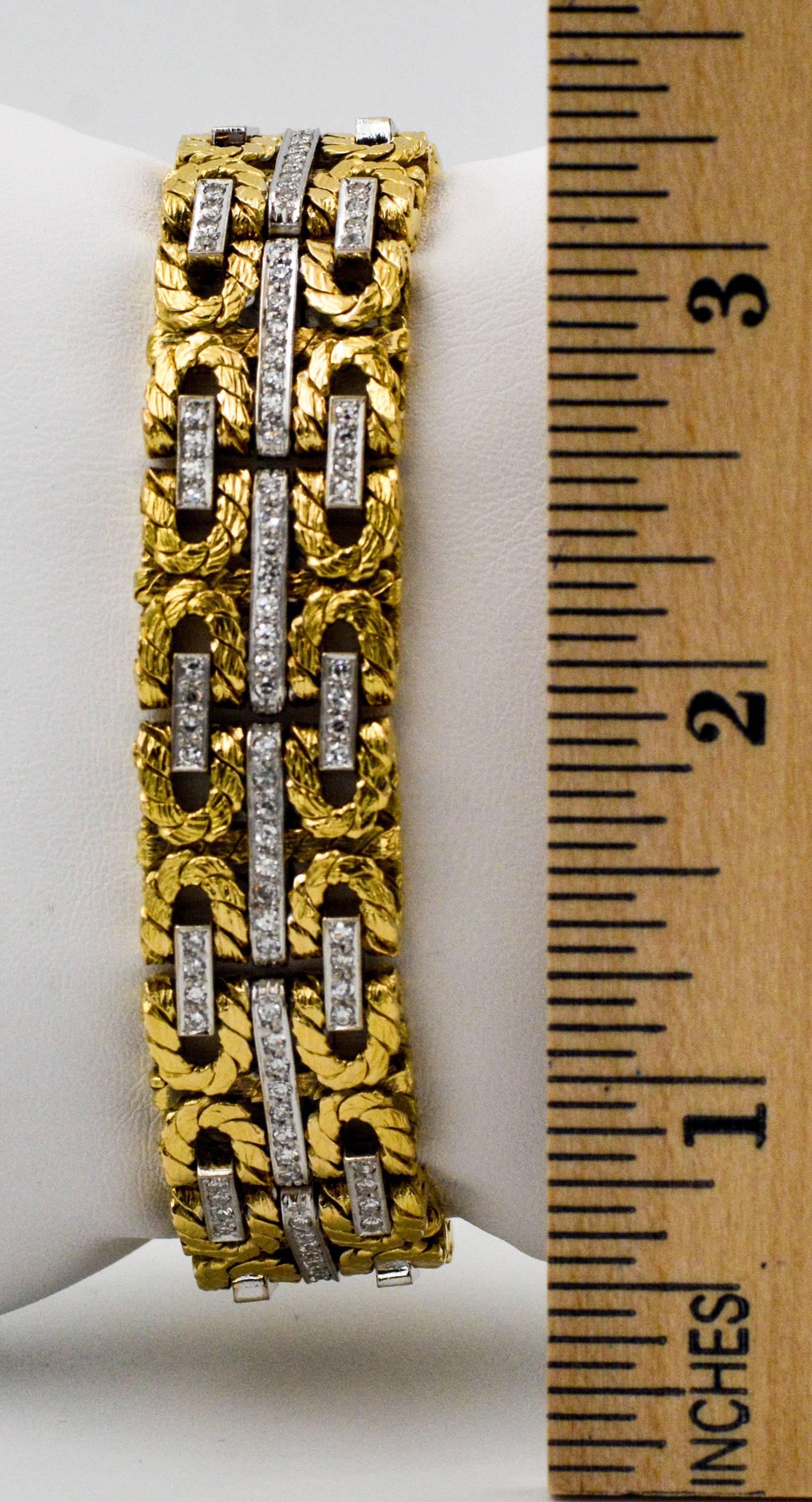 2.00 Carat Diamonds 18 Karat Gold Link Bracelet In Excellent Condition In Dallas, TX