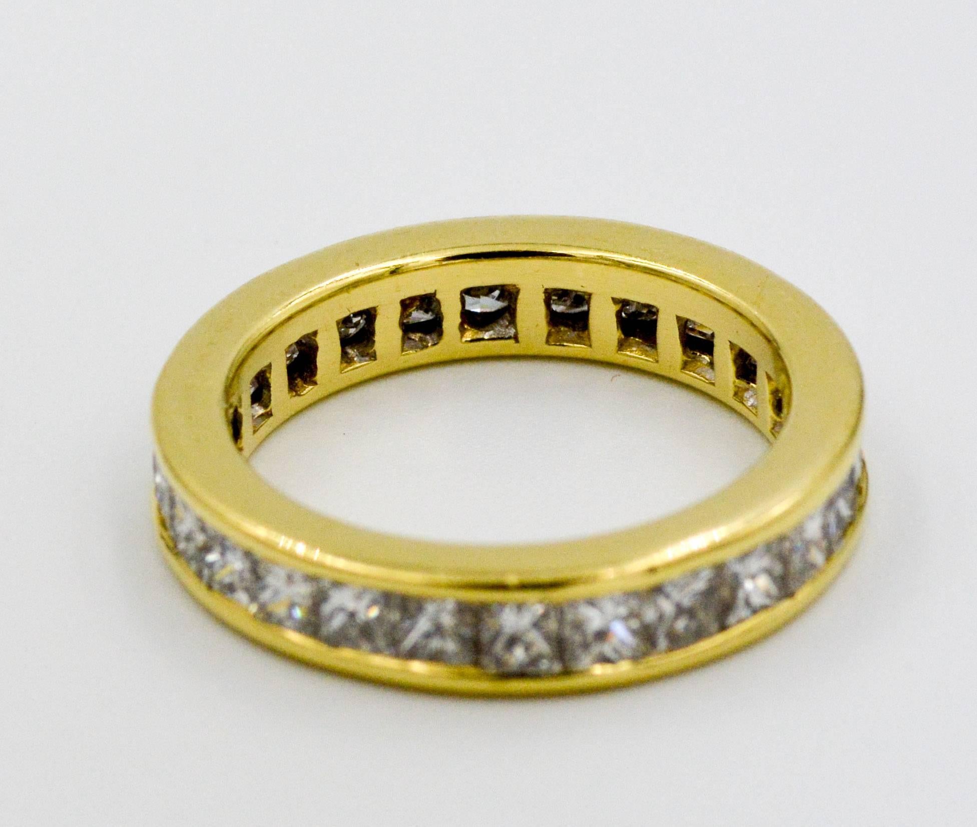 2.00 Carat Princess Cut Diamonds 18 Karat Yellow Gold Eternity Band Ring In Excellent Condition In Dallas, TX