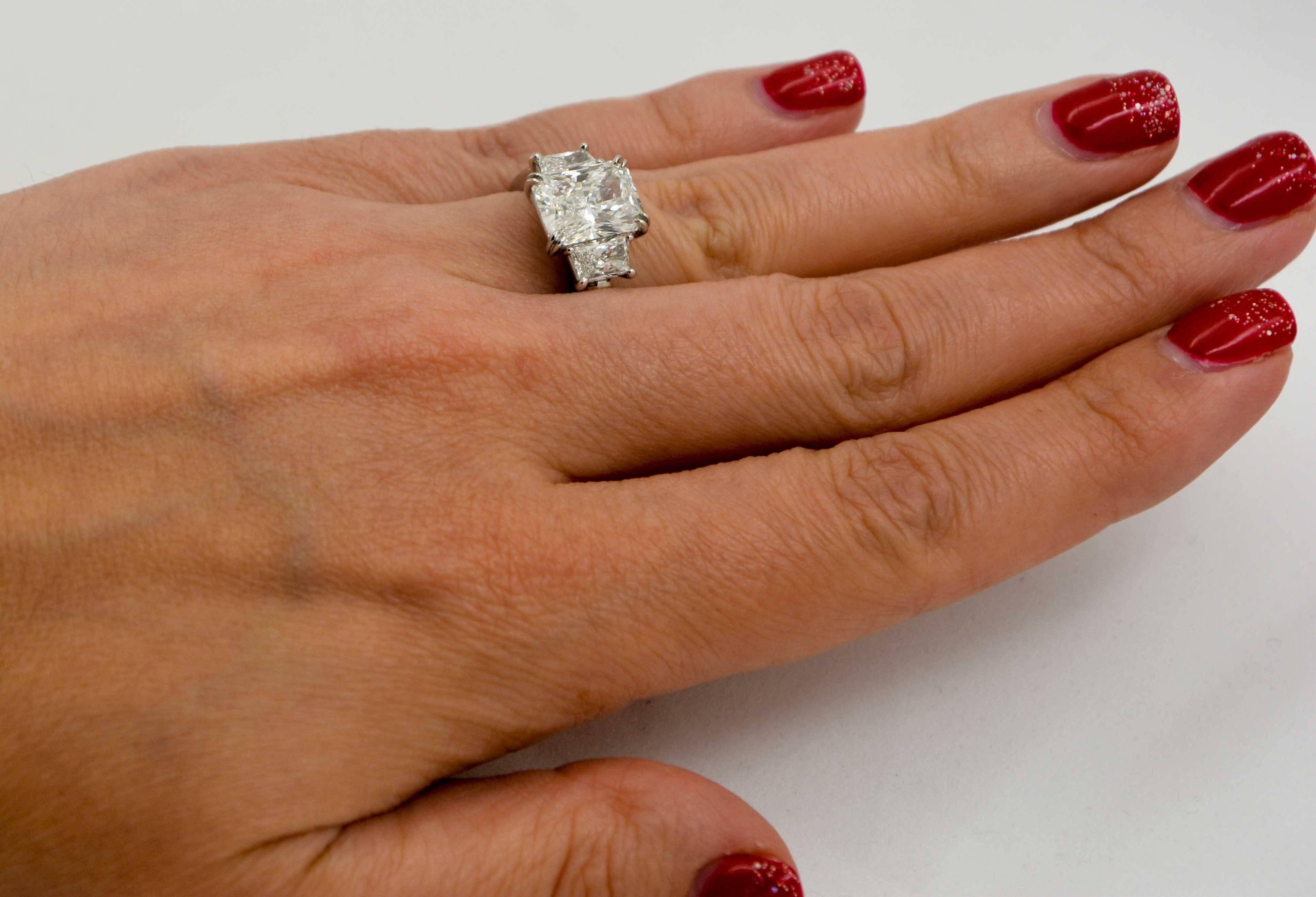 4.05 Carat Radiant Cut Diamond Platinum Engagement Ring 2