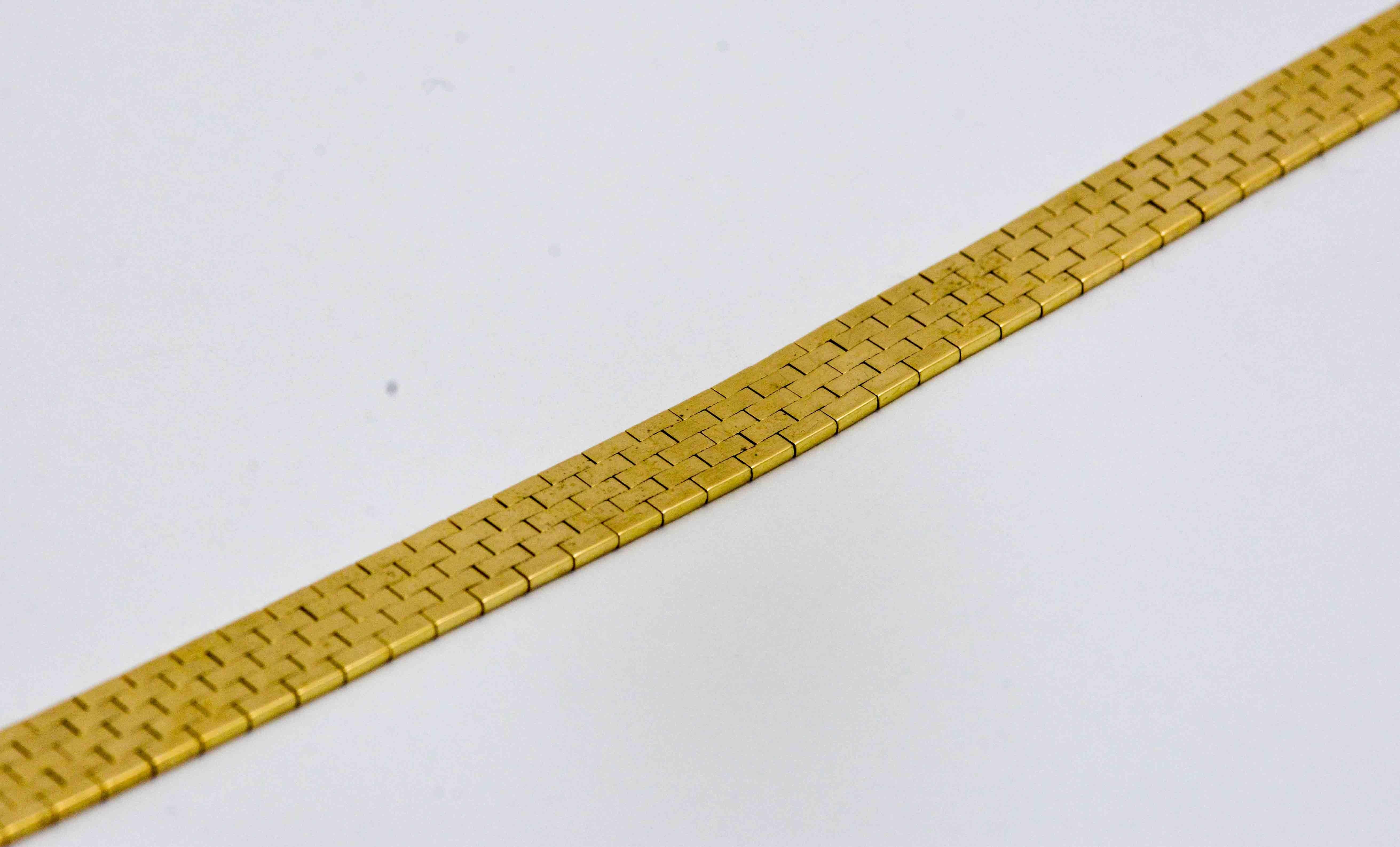 14 Karat Yellow Gold Brick Link Bracelet In Good Condition In Dallas, TX