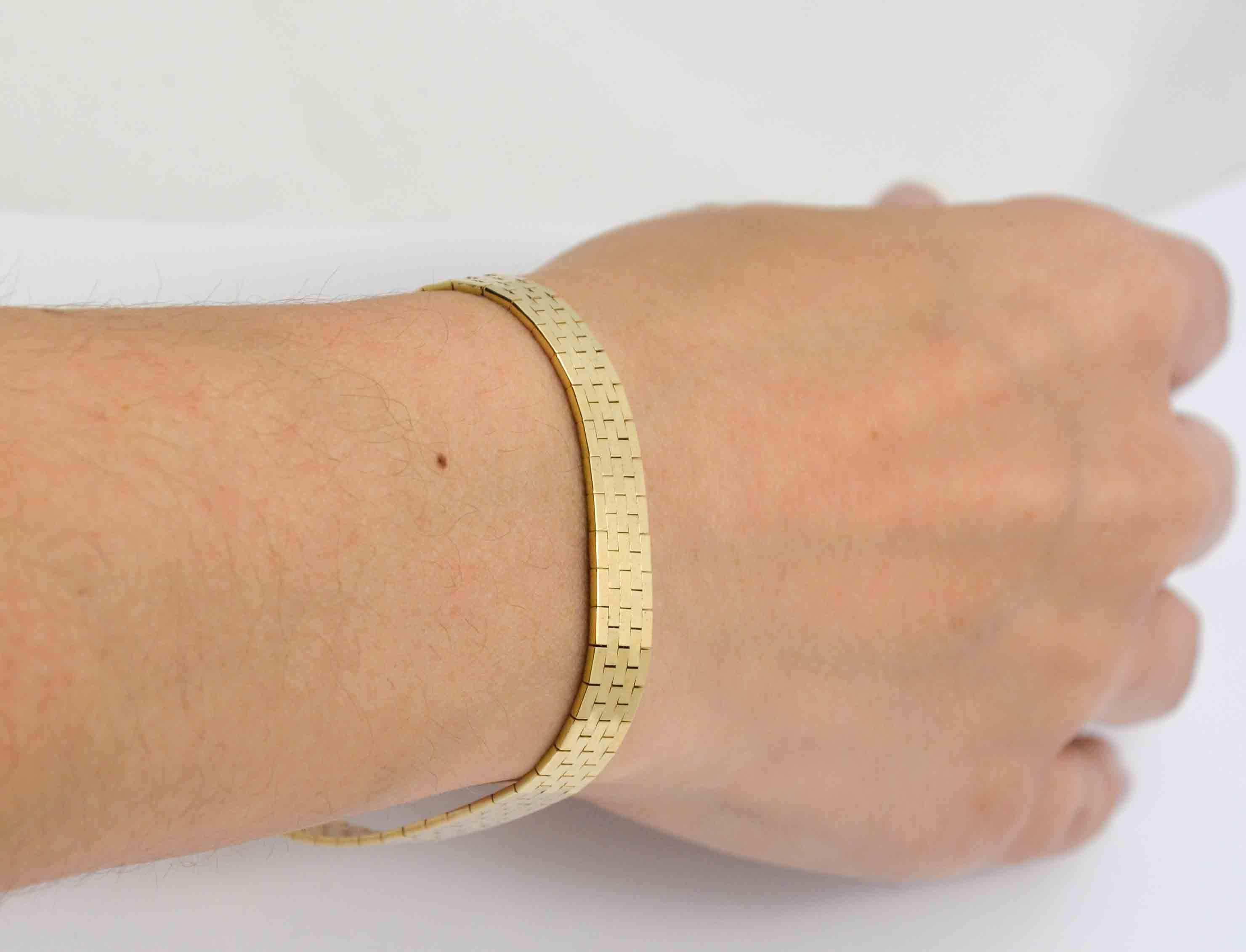 Women's 14 Karat Yellow Gold Brick Link Bracelet