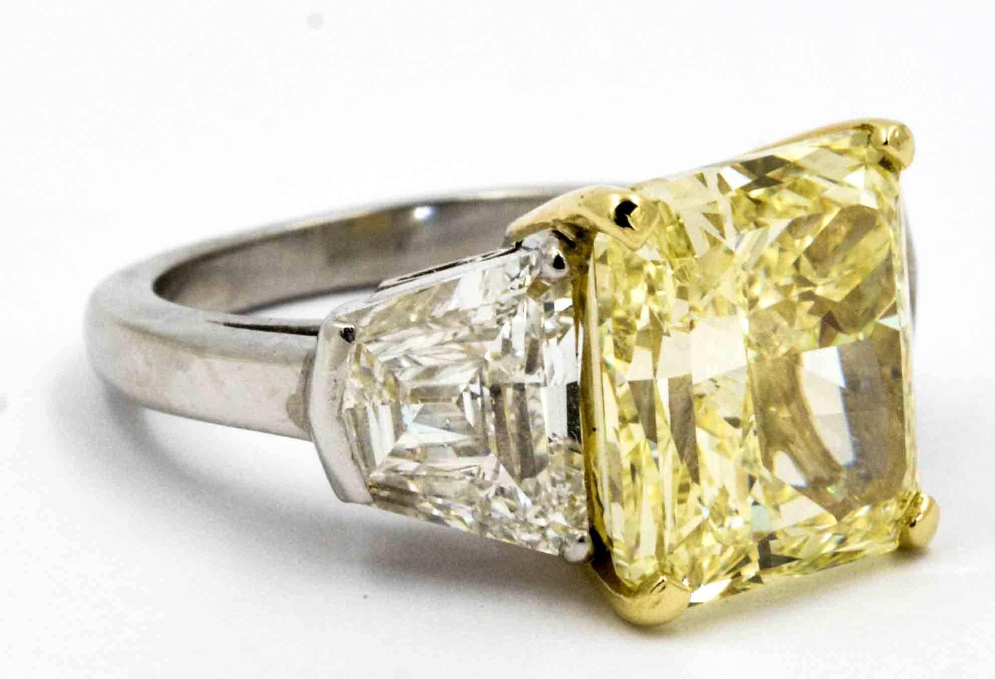 fancy yellow diamond engagement ring