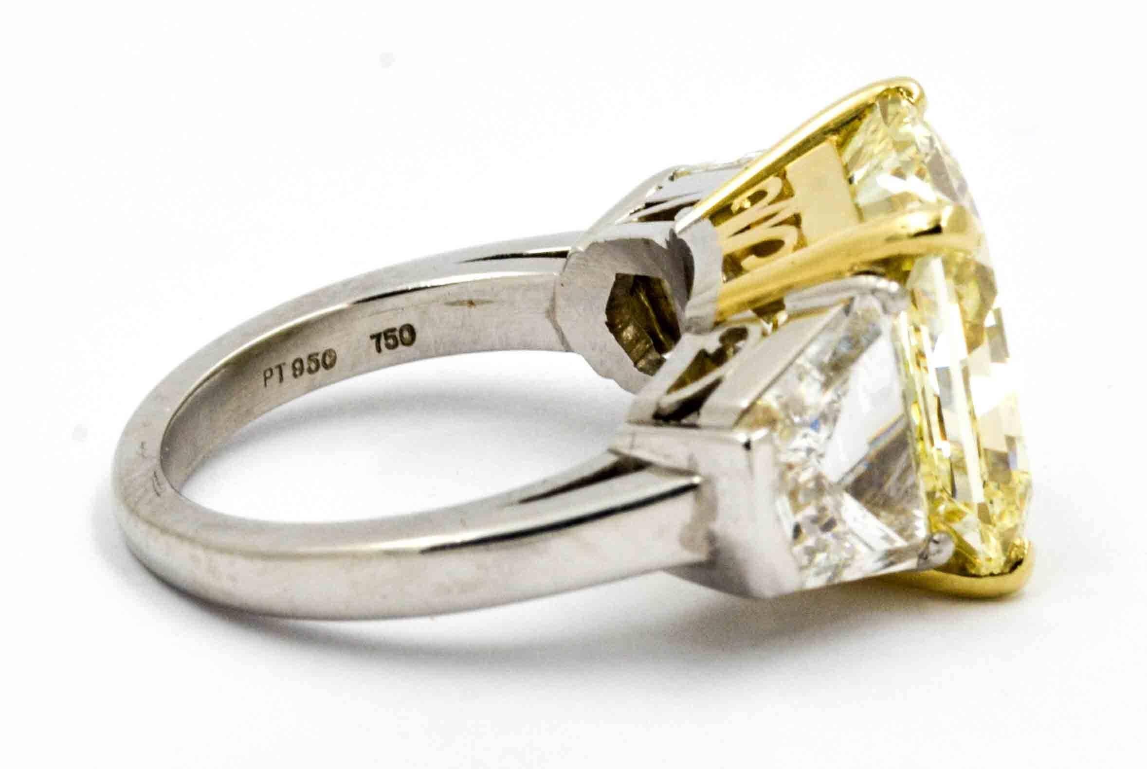 8.01 Carat Natural Fancy Yellow Diamond Platinum Engagement Eiseman Jewels Ring In New Condition In Dallas, TX