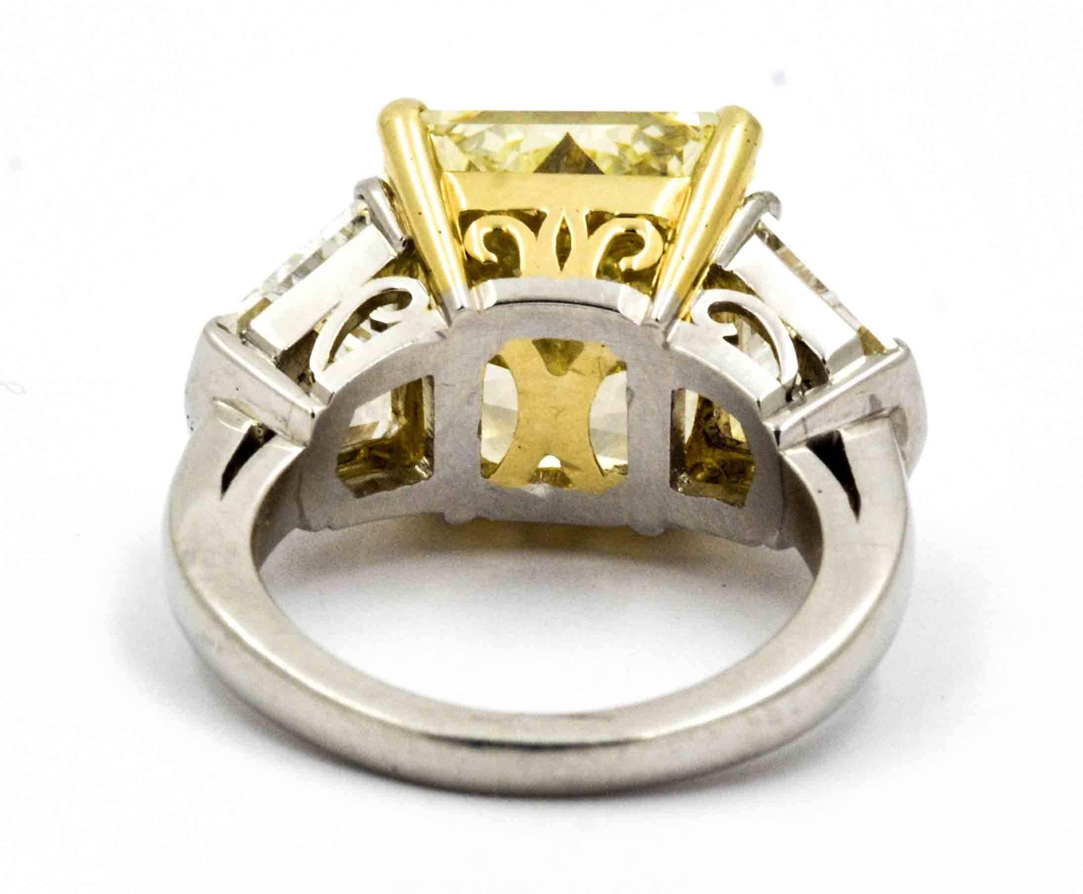 Women's 8.01 Carat Natural Fancy Yellow Diamond Platinum Engagement Eiseman Jewels Ring