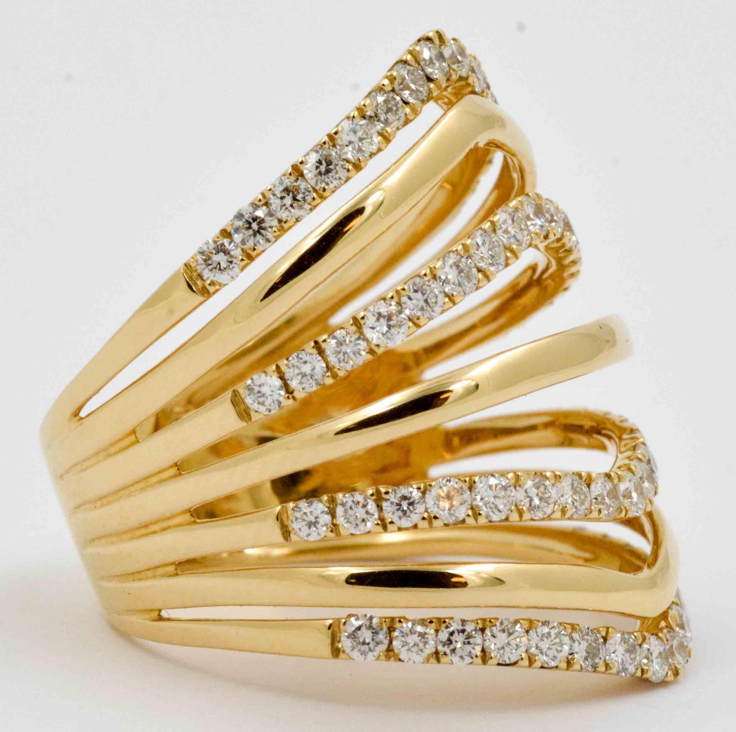 Diamond 18 kt Yellow Gold Seven Band Ring In Excellent Condition In Dallas, TX