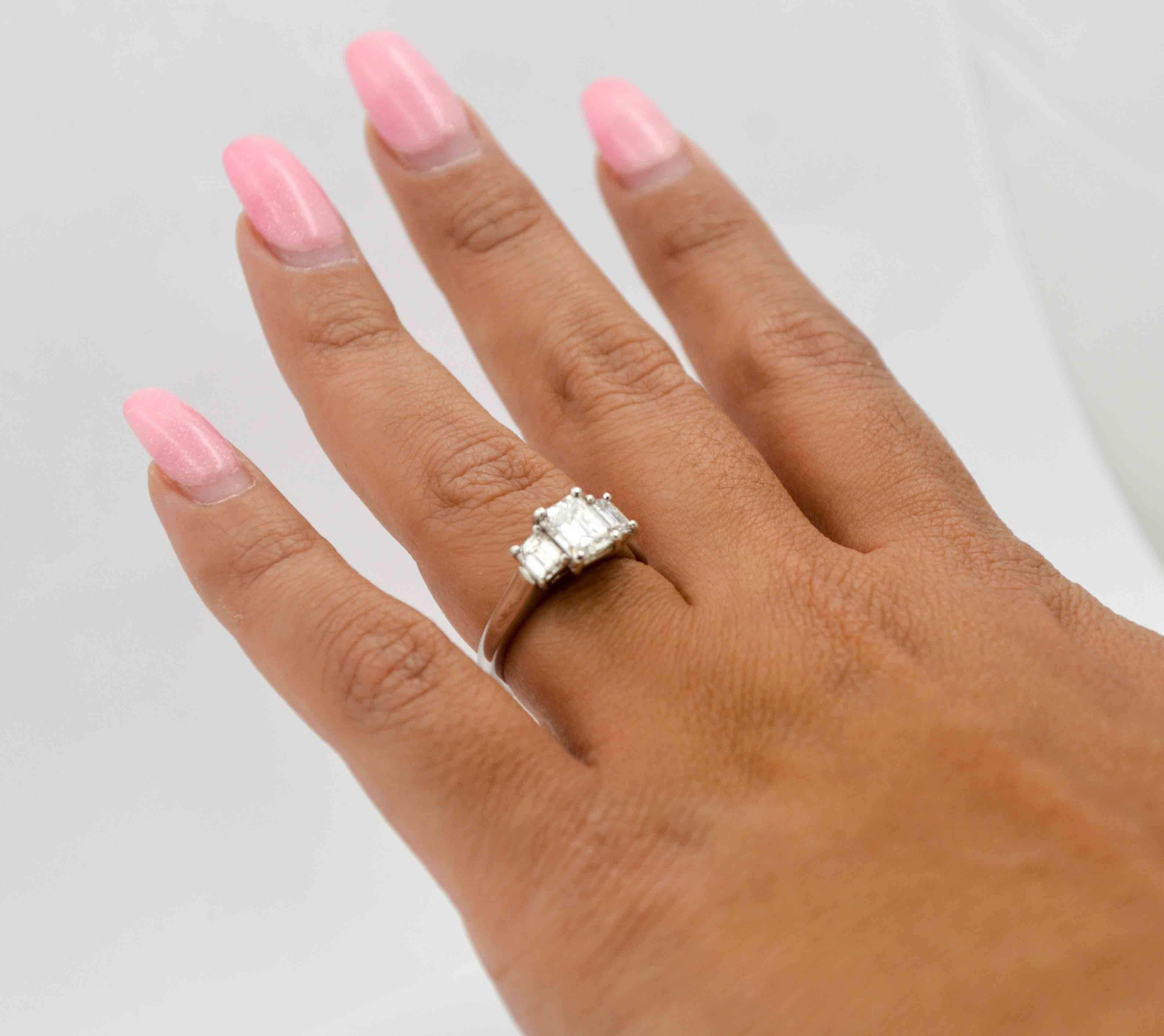 Women's Three-Stone Platinum 1.00 ct Diamond Engagement Ring