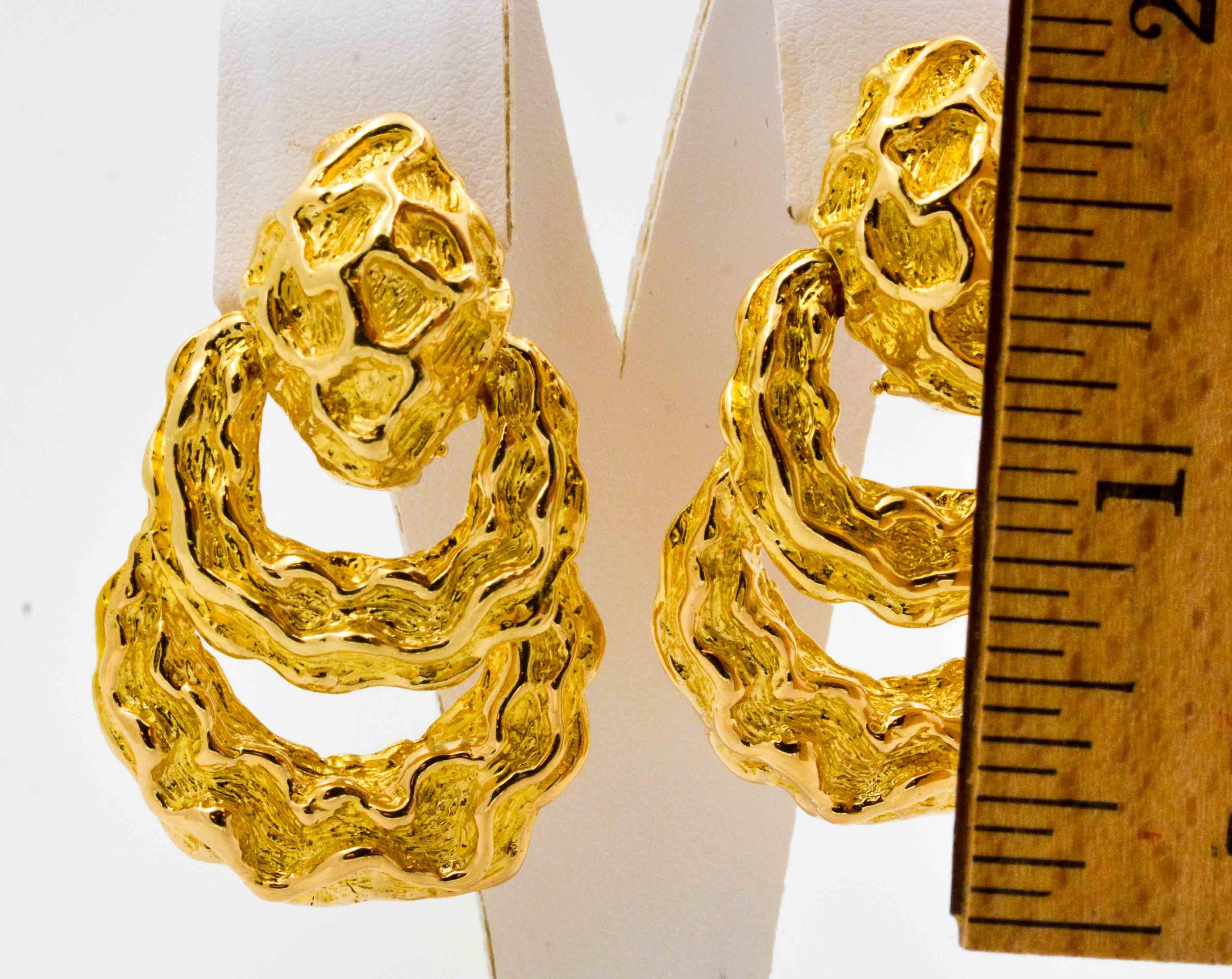 Modern 18 Karat Yellow Gold Door Knocker Style Earrings
