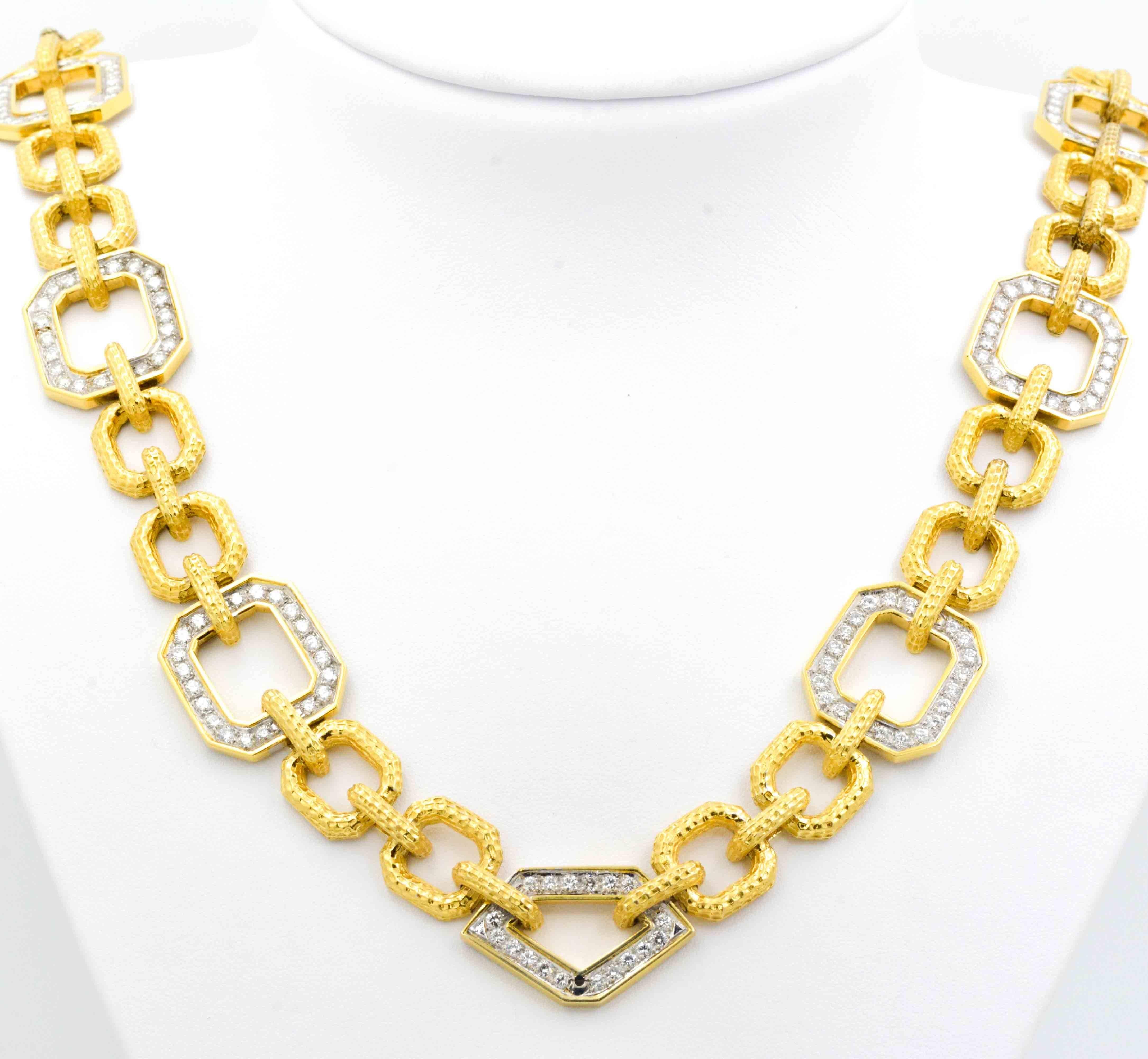 Bold  Diamond and Cats Eye Chrysoberyl 18 Karat Yellow Gold Necklace 3