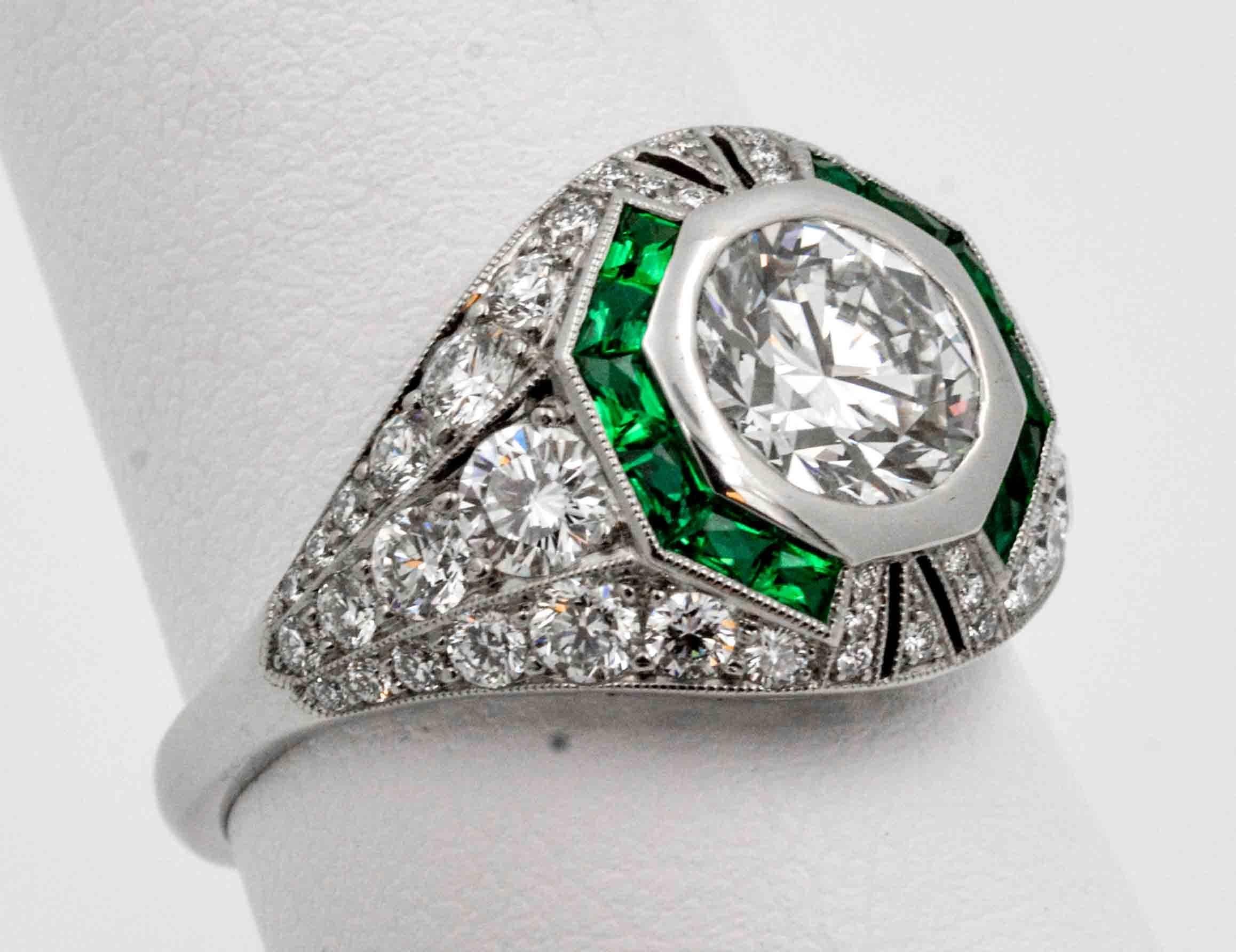 Round Cut 1.58 Carat Round Diamond Emerald Halo Engagement Platinum Ring