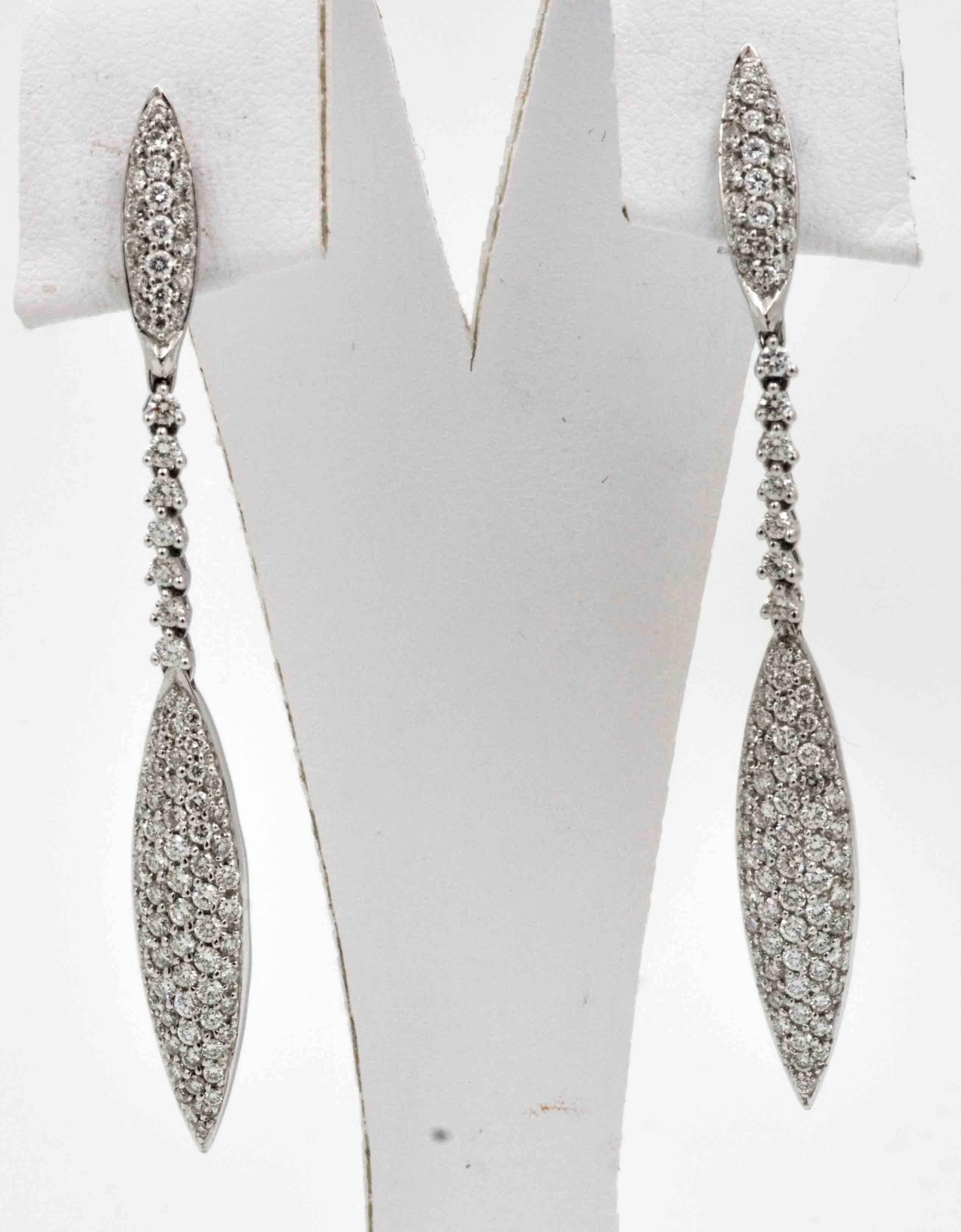 Ladies 18 Karat White Gold and Pave Diamond Marquise Dangle Earrings In New Condition In Dallas, TX