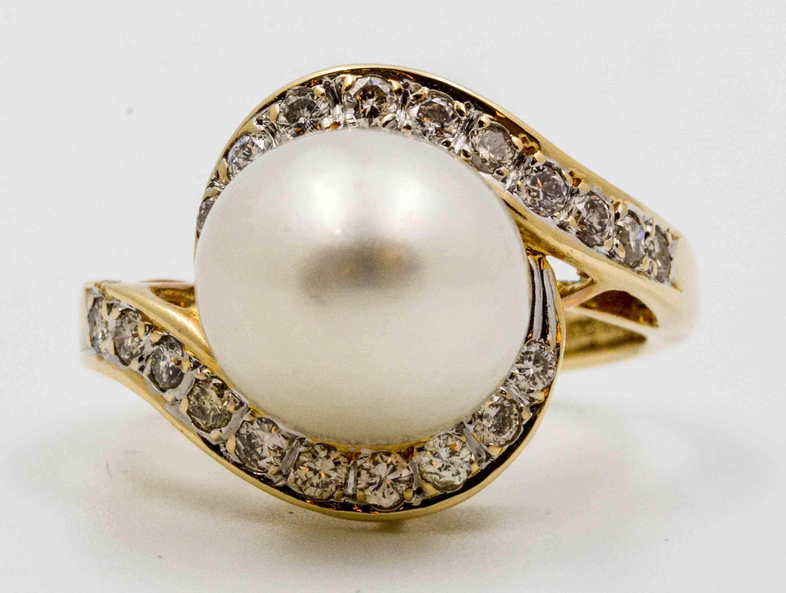 Modern 14 Karat Gold Pearl Diamond Ring