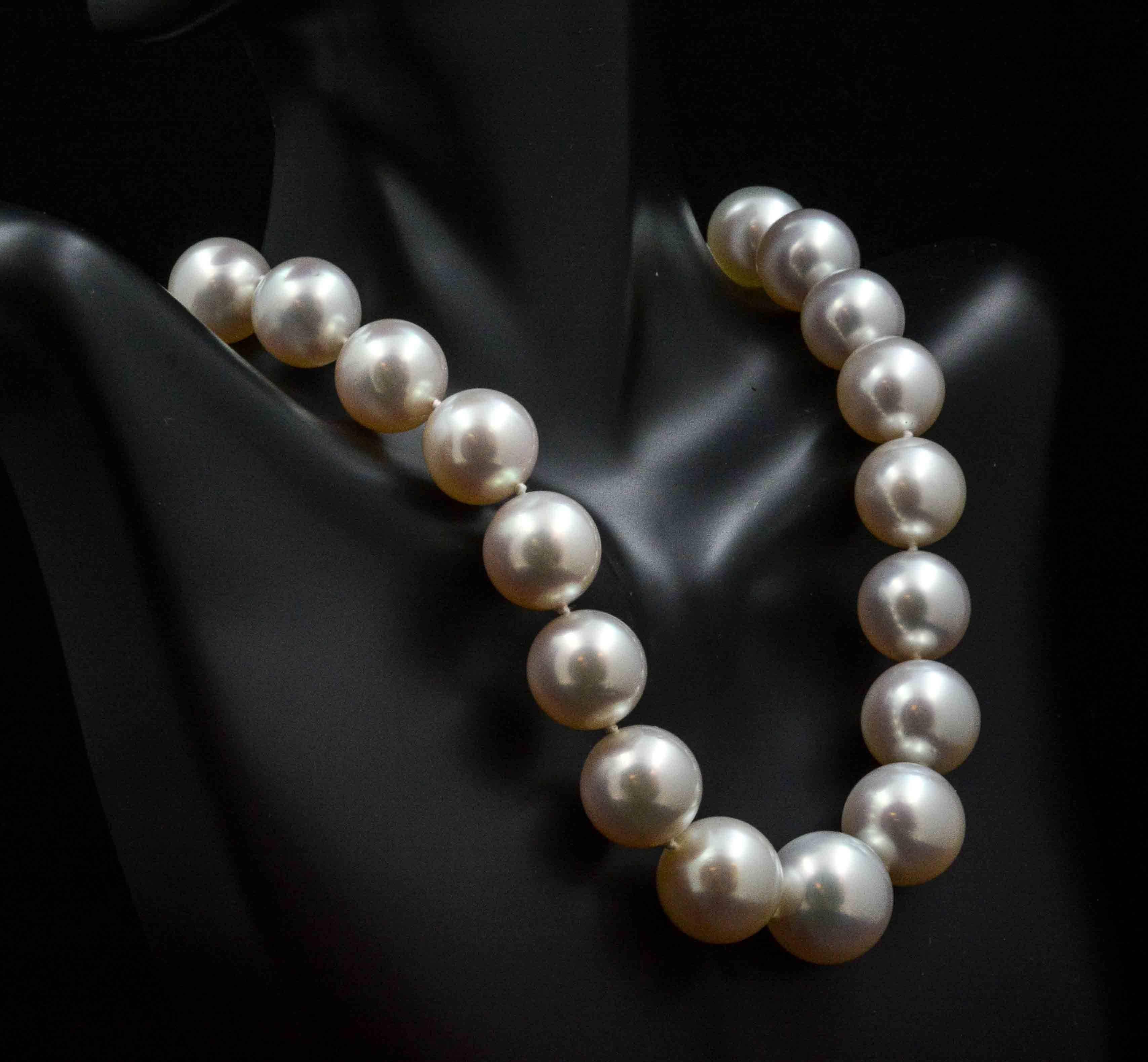 Modern South Sea Pearls Necklace