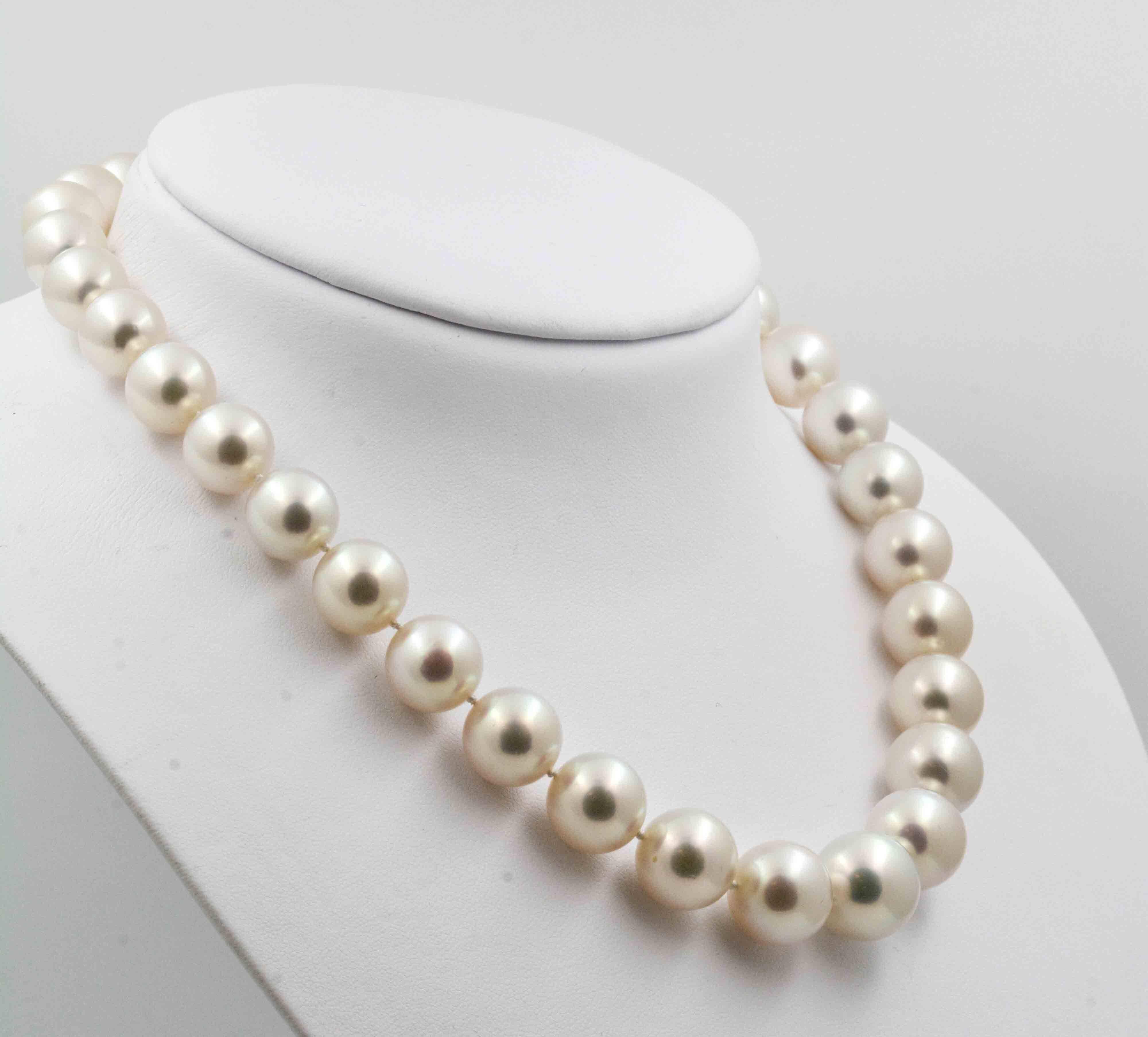 Women's South Sea Pearls Necklace