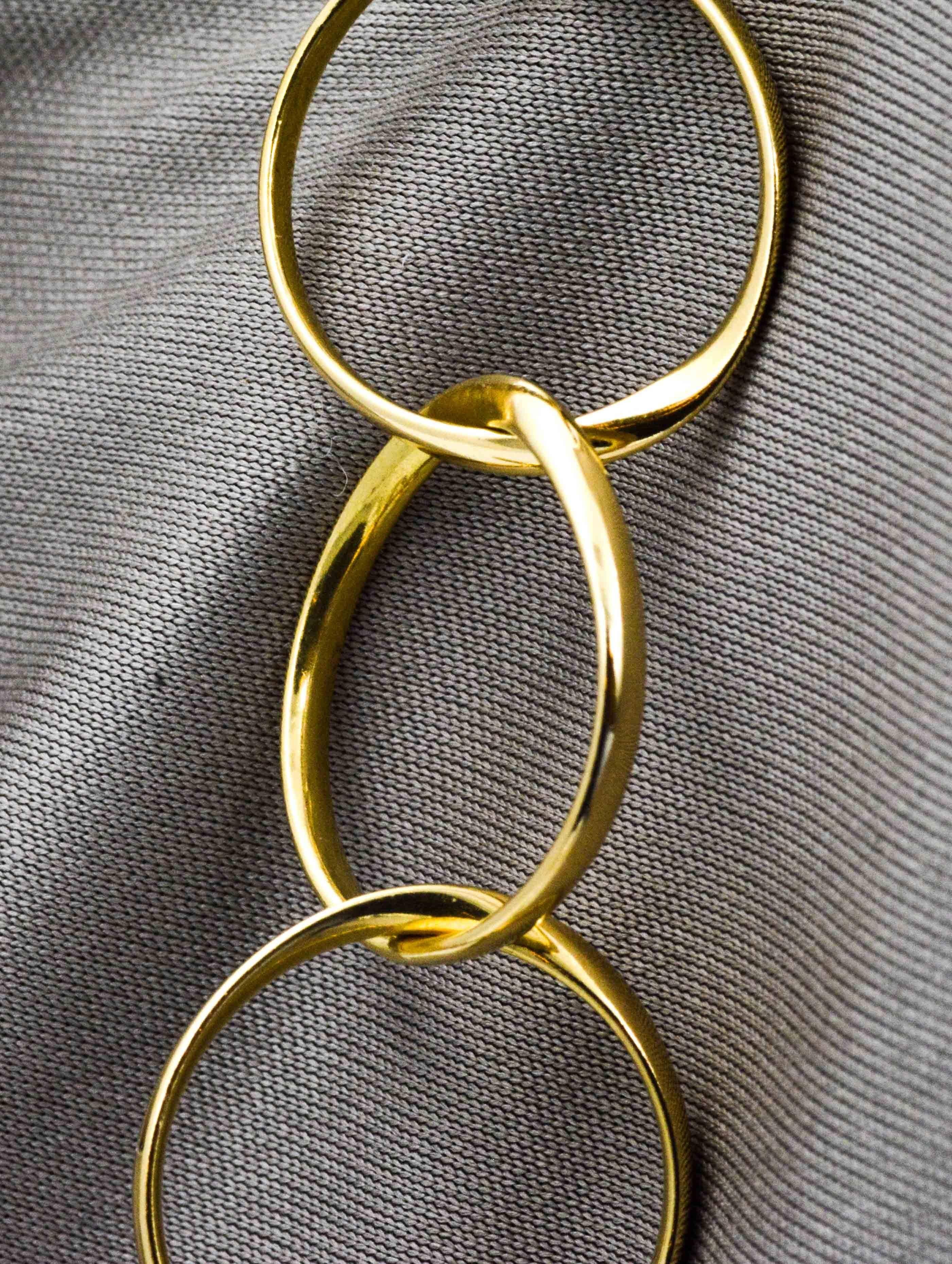 Women's 18 Karat Yellow Gold Circle Link Chain