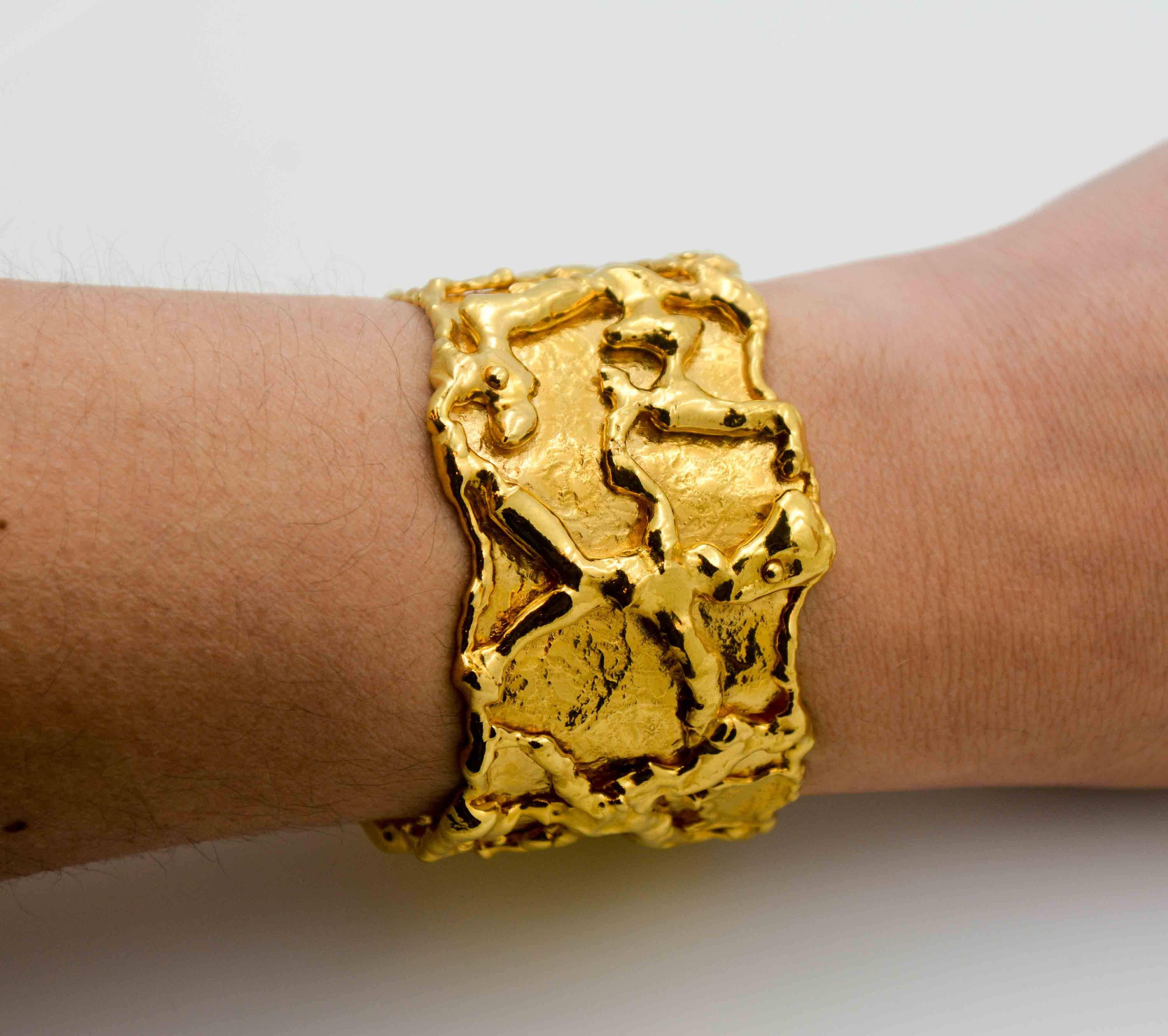 Modern Jean Mahie 22 Karat Yellow Gold Cuff Bracelet