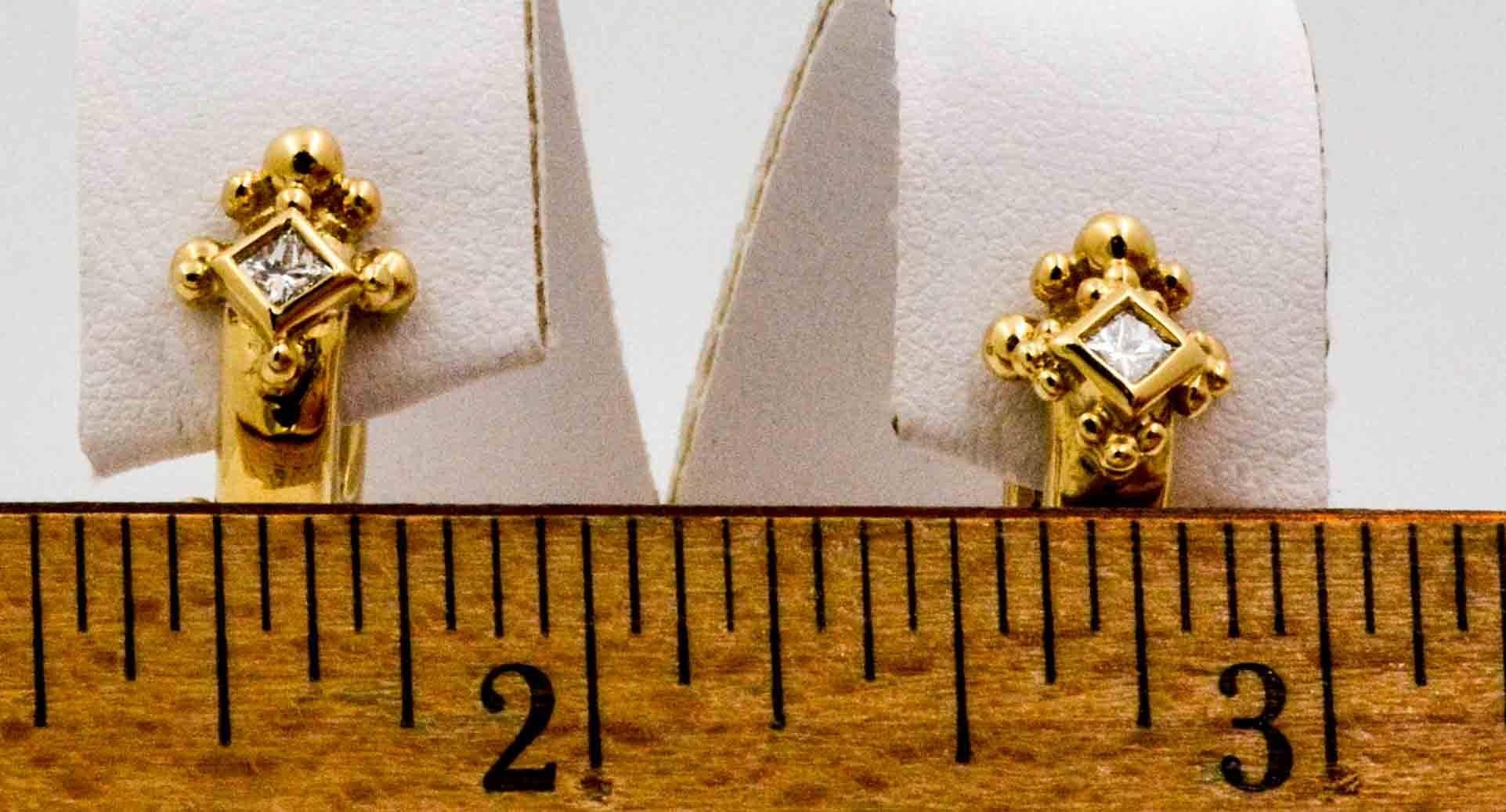 Loree Rodkin 18 Karat Yellow Gold Diamond Hoop Earrings In Excellent Condition In Dallas, TX