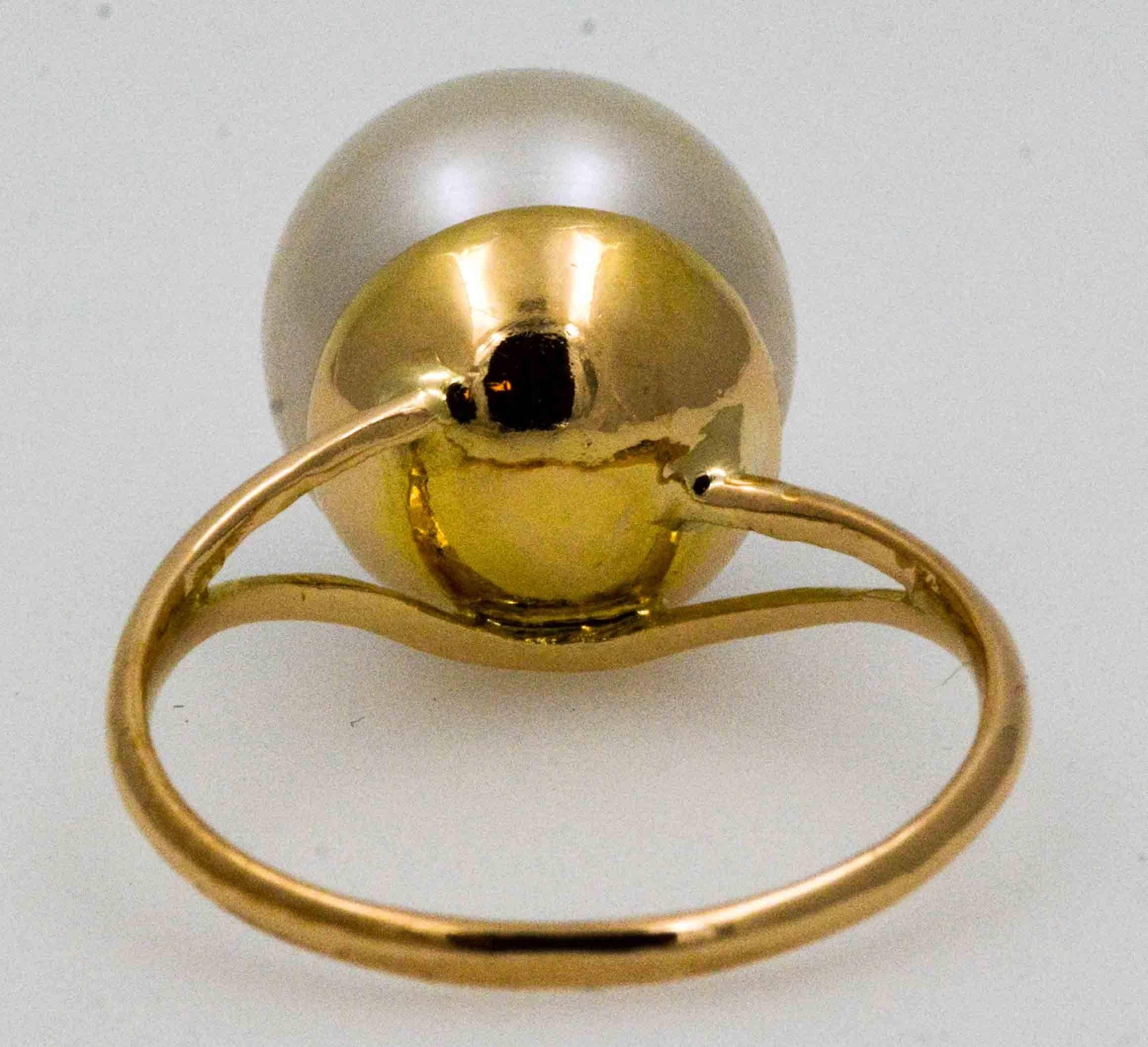 Women's South Sea Cultured Pearl 18 Karat Yellow Gold Ring