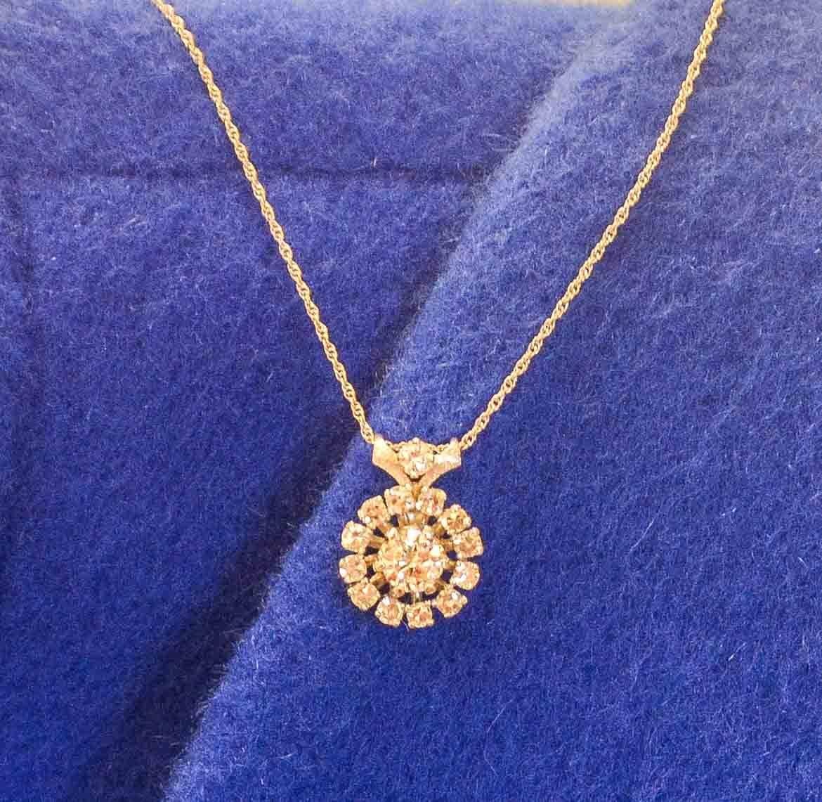 Women's 14 Karat White Gold 1.13 ctw Diamond Pendant Necklace